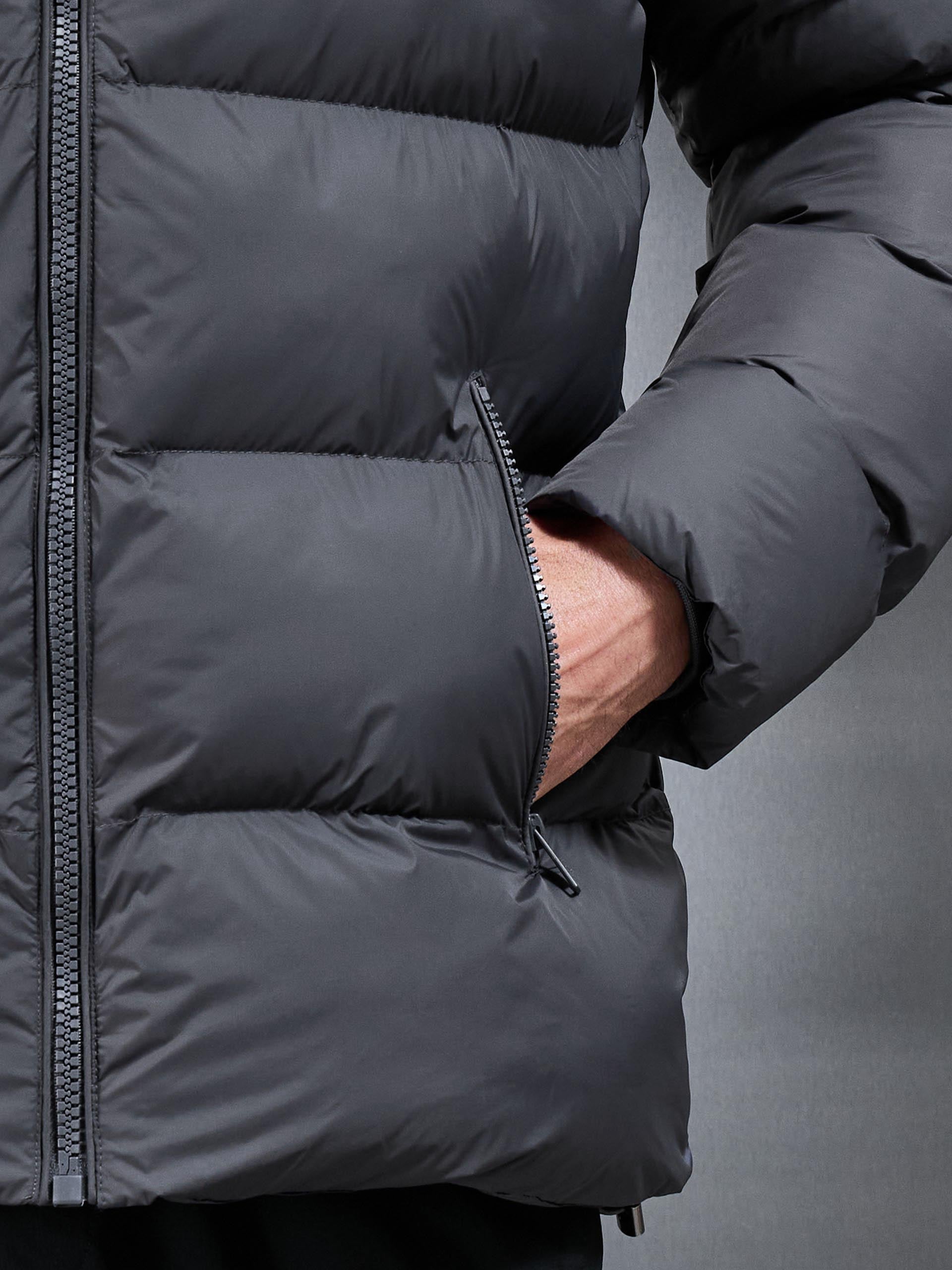 Mens Essential Short Puffer Jacket in Grey