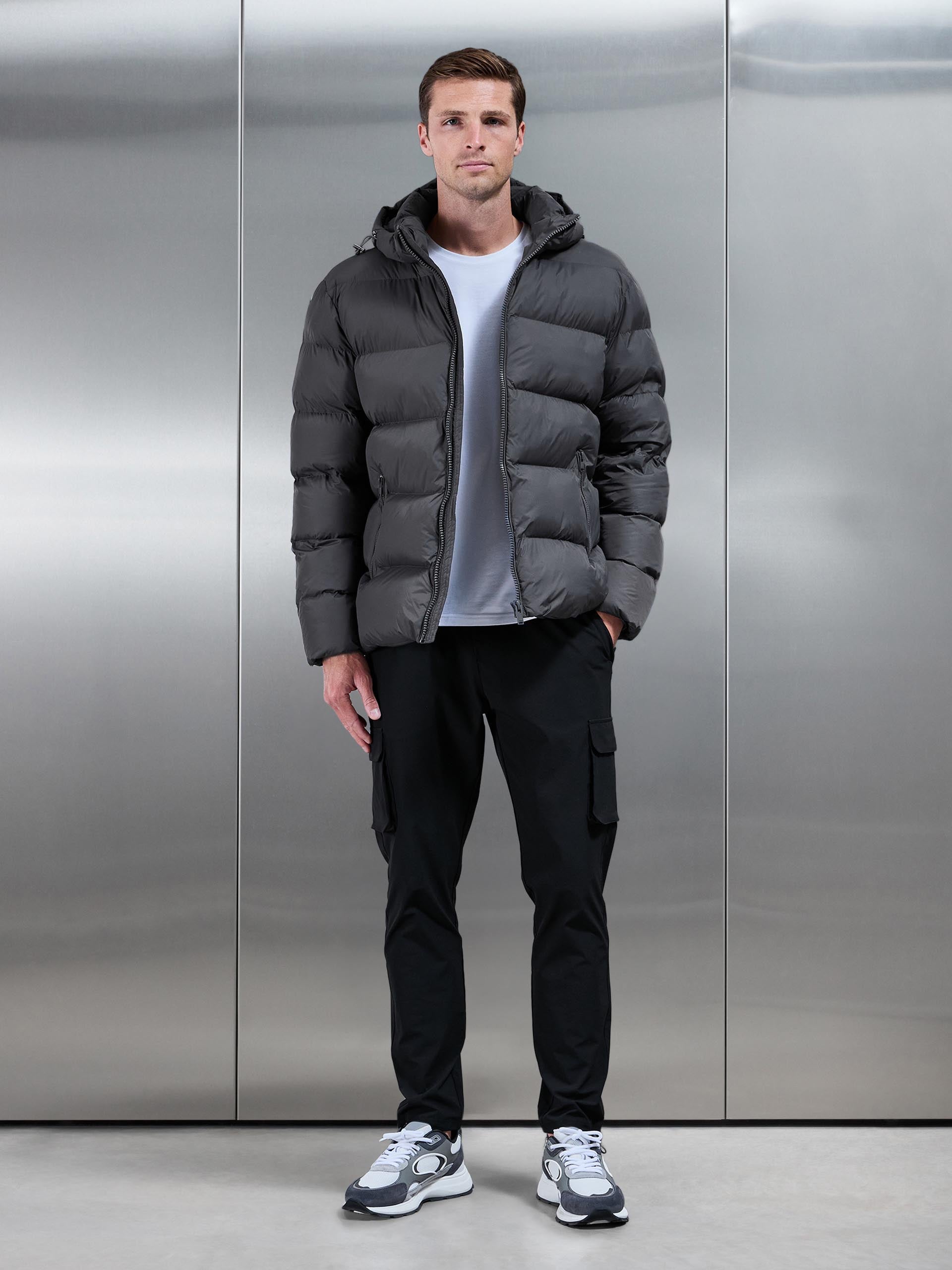 Mens Essential Short Puffer Jacket in Grey