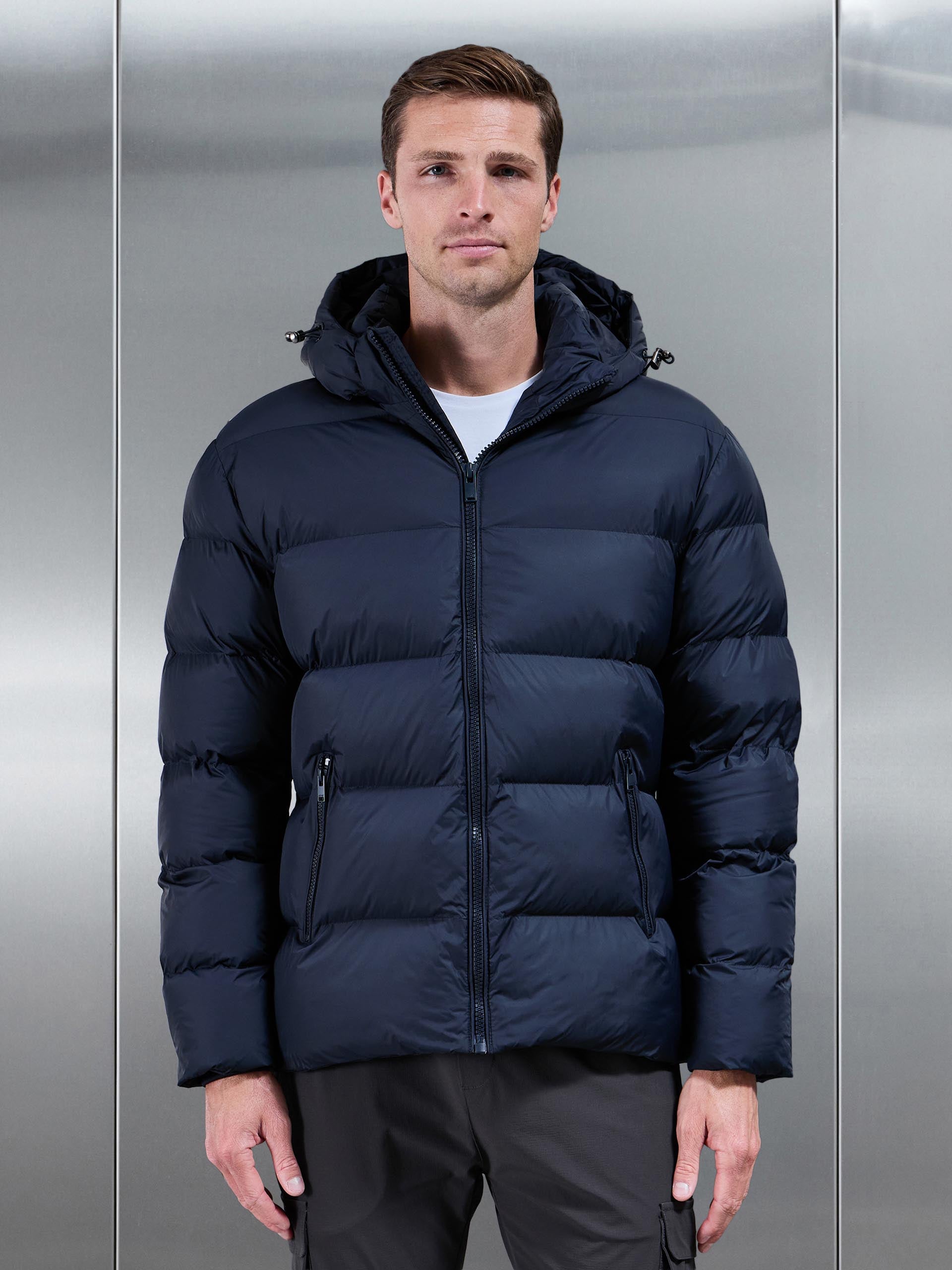 Mens Essential Short Puffer Jacket in Navy