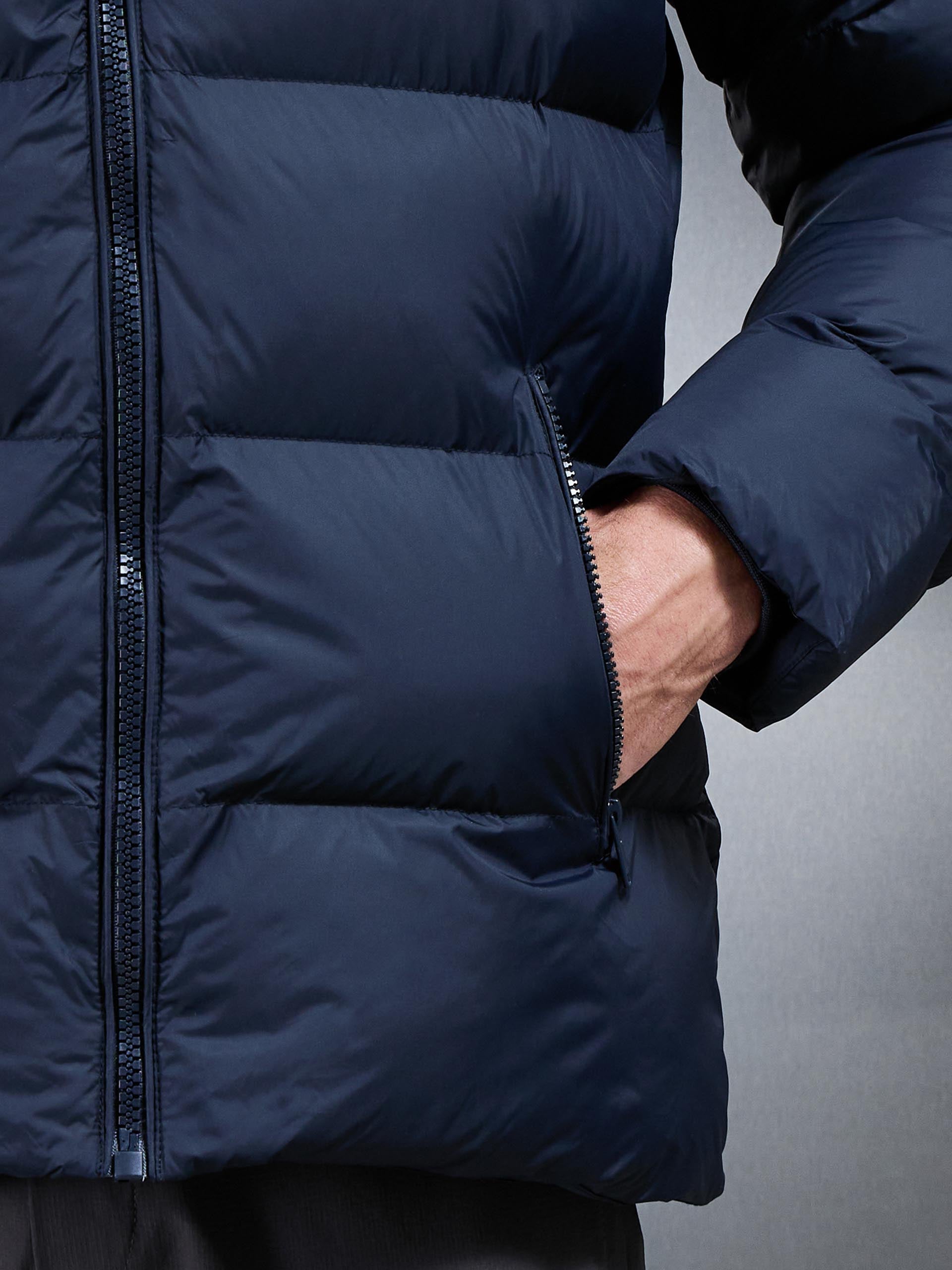 Mens Essential Short Puffer Jacket in Navy