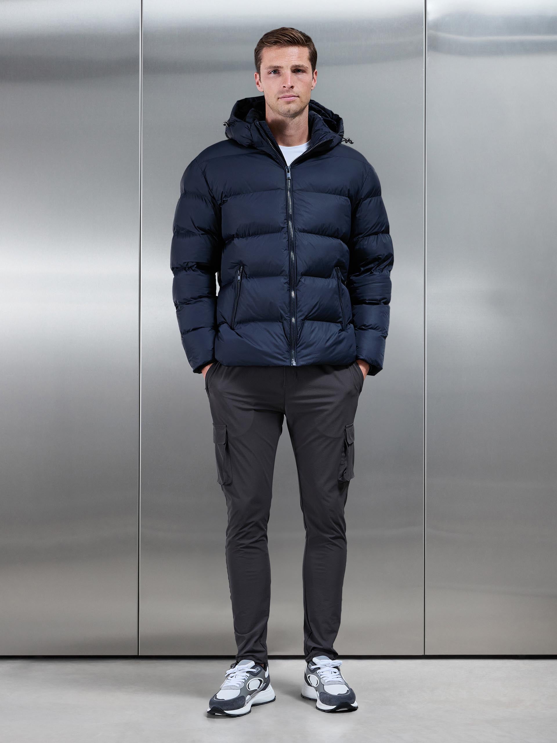Mens Essential Short Puffer Jacket in Navy