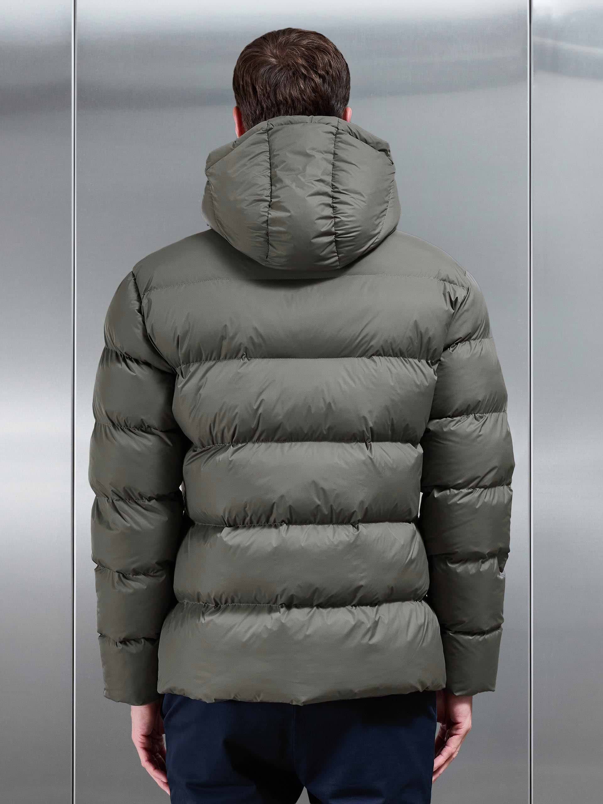 Essential Short Puffer Jacket in Olive