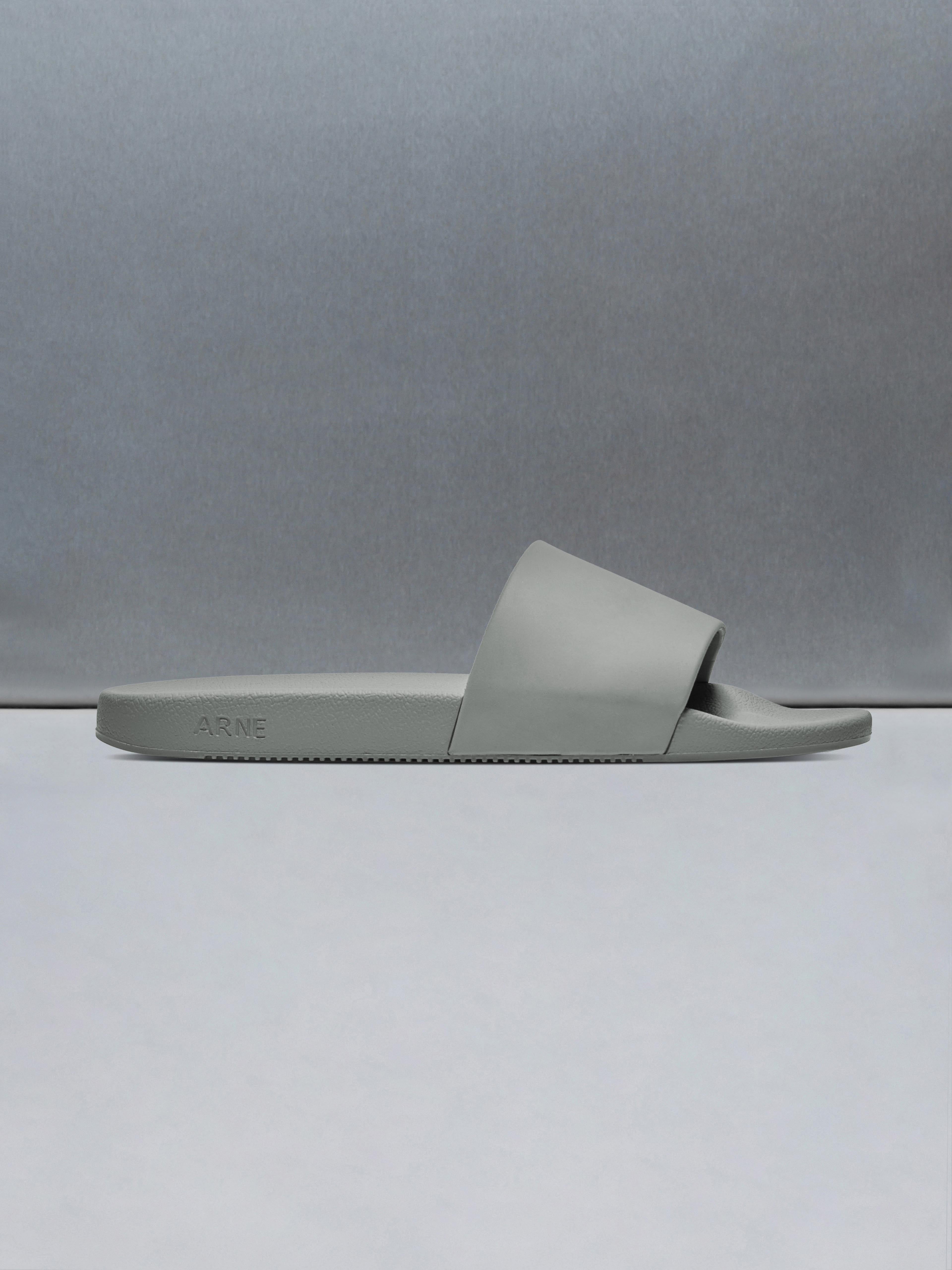 Mens Essential Slides in Grey