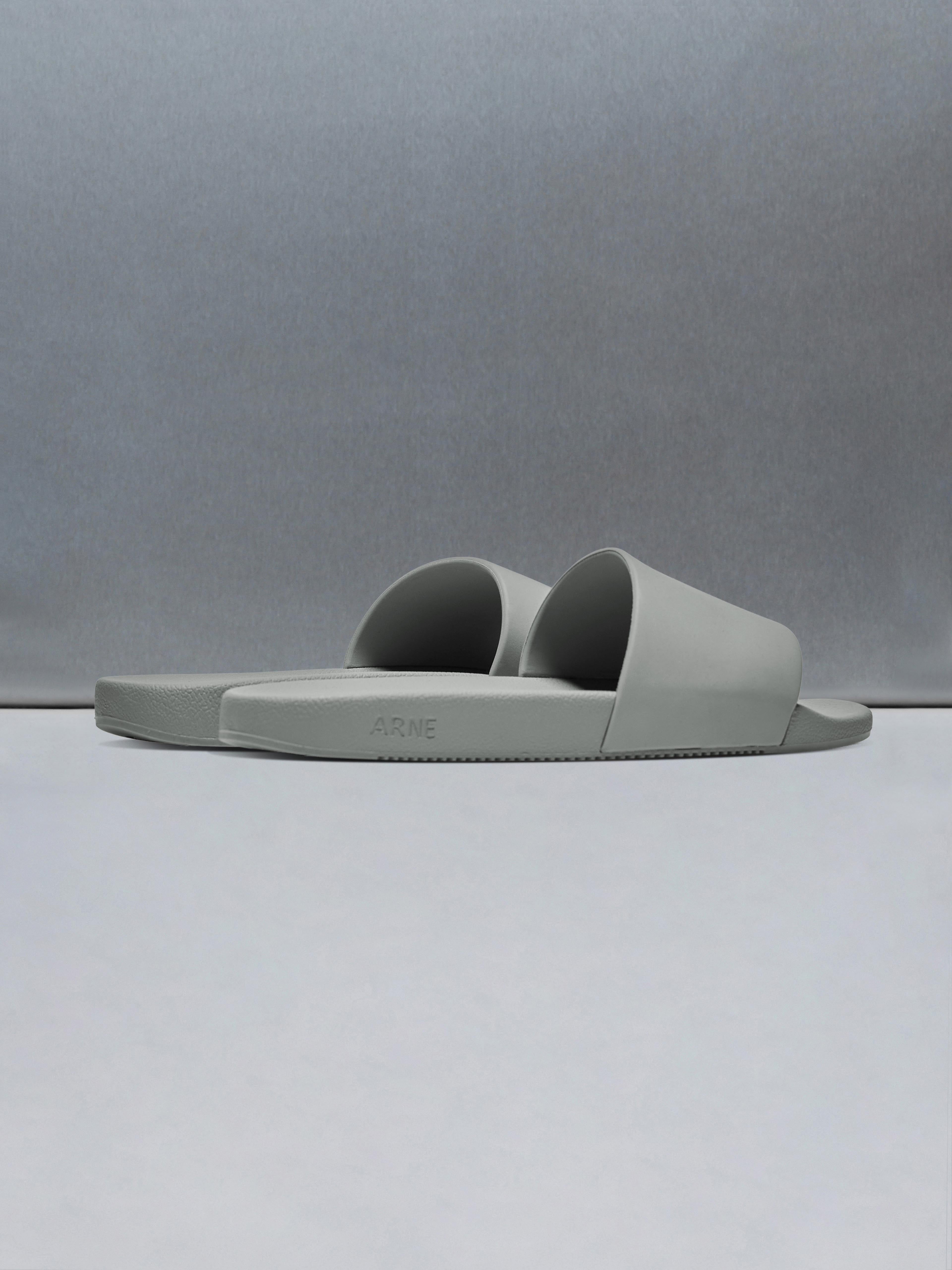 Mens Essential Slides in Grey