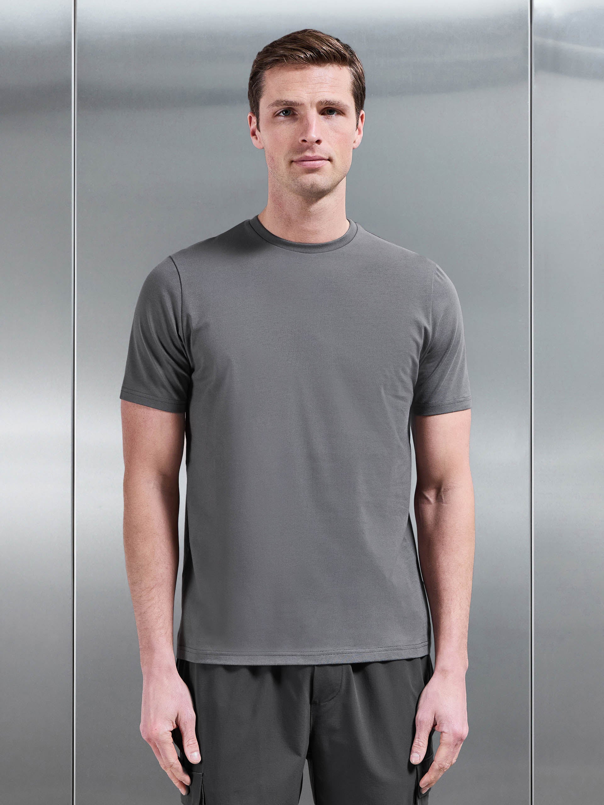 Mens Essential Slim Fit Cotton Stretch T-Shirt in Grey