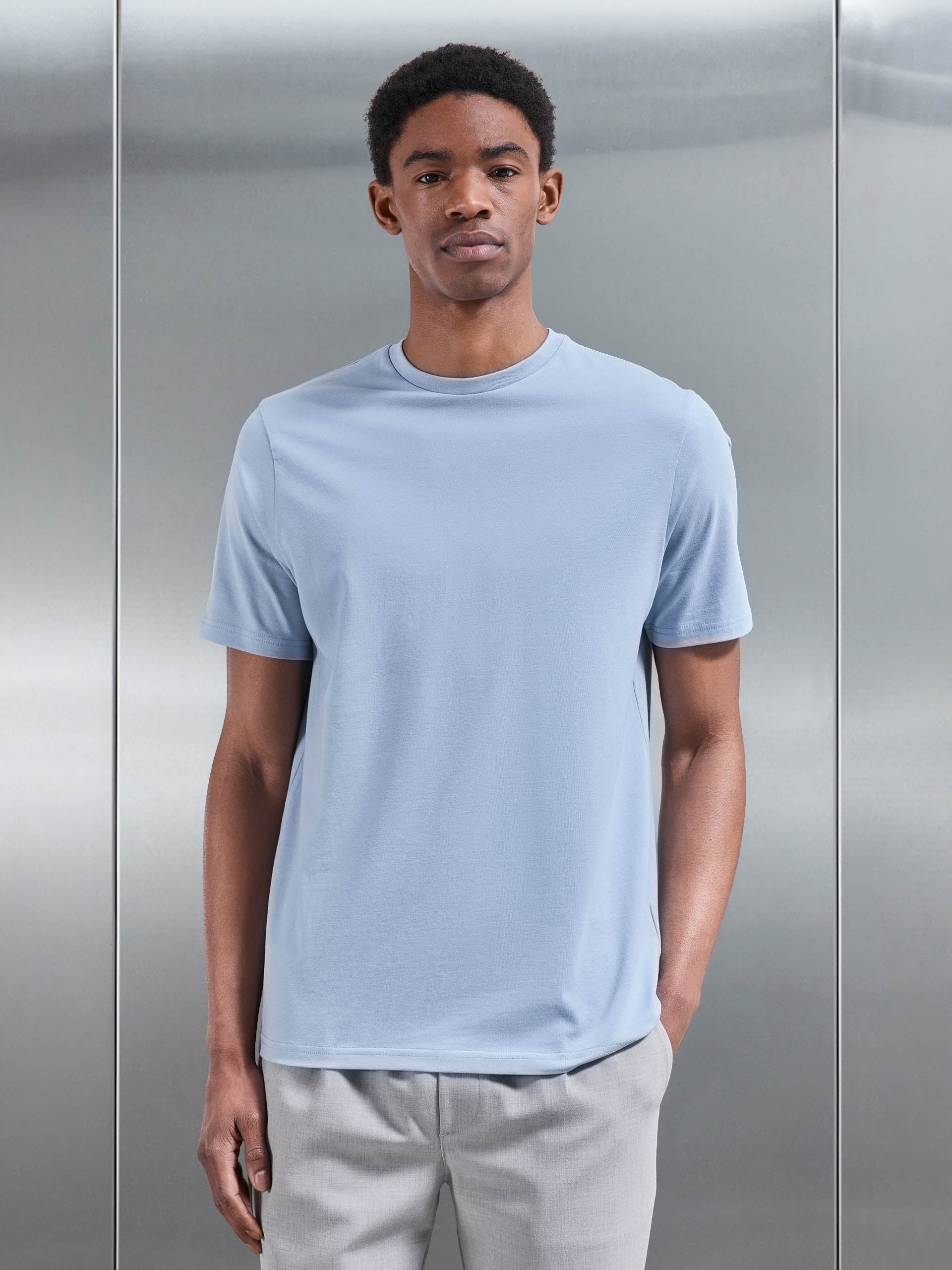 Mens Essential Slim Fit Cotton Stretch T-Shirt in Light Blue