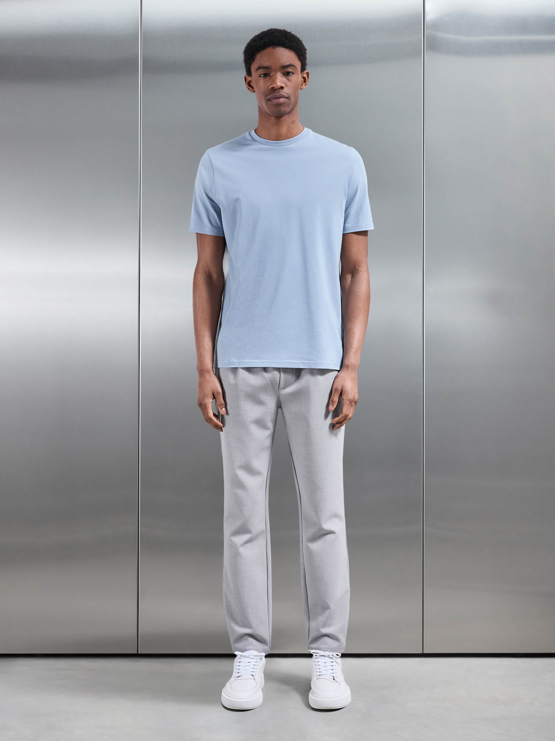 Mens Essential Slim Fit Cotton Stretch T-Shirt in Light Blue