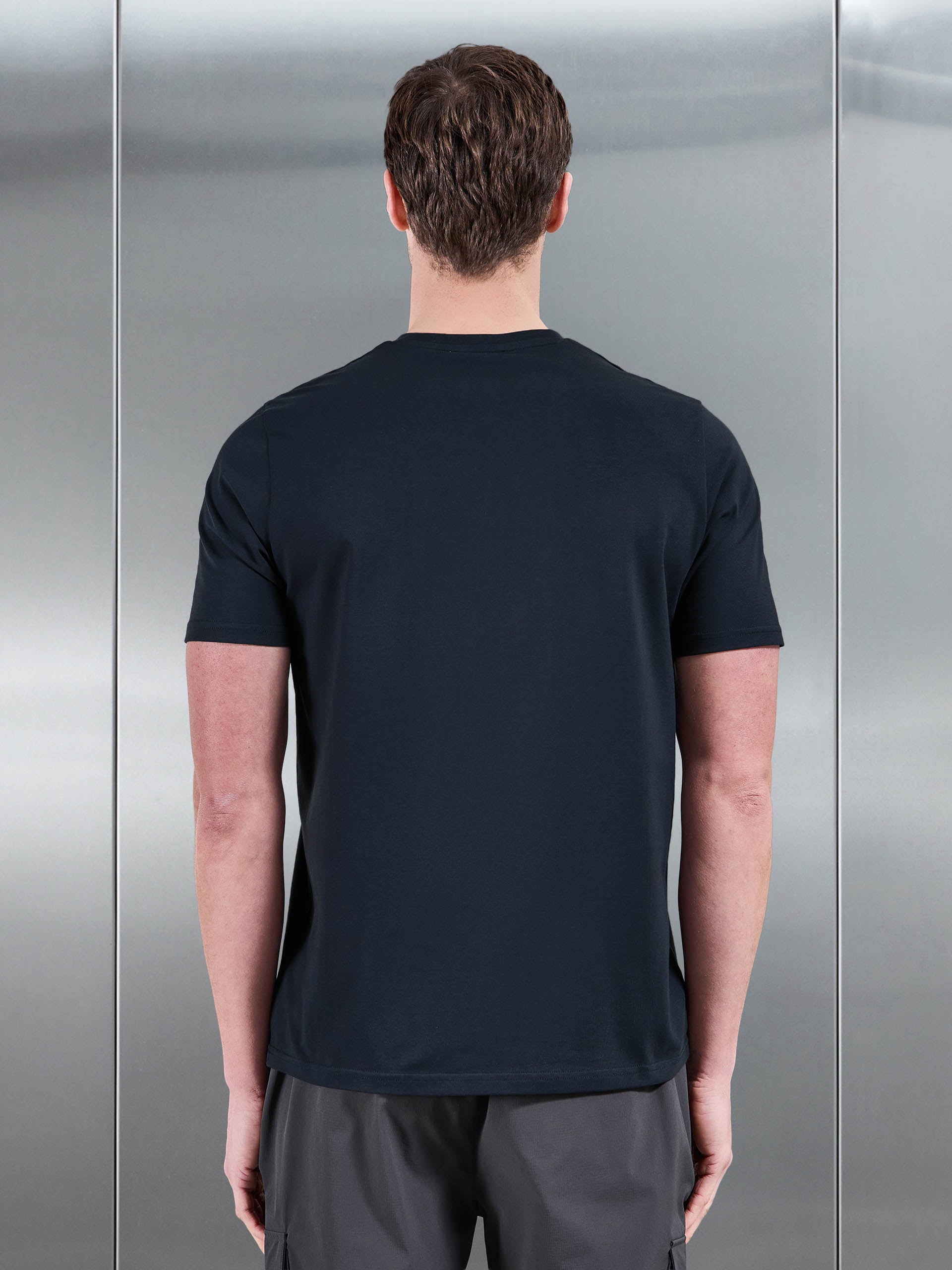 Mens Essential Slim Fit Cotton Stretch T-Shirt in Navy