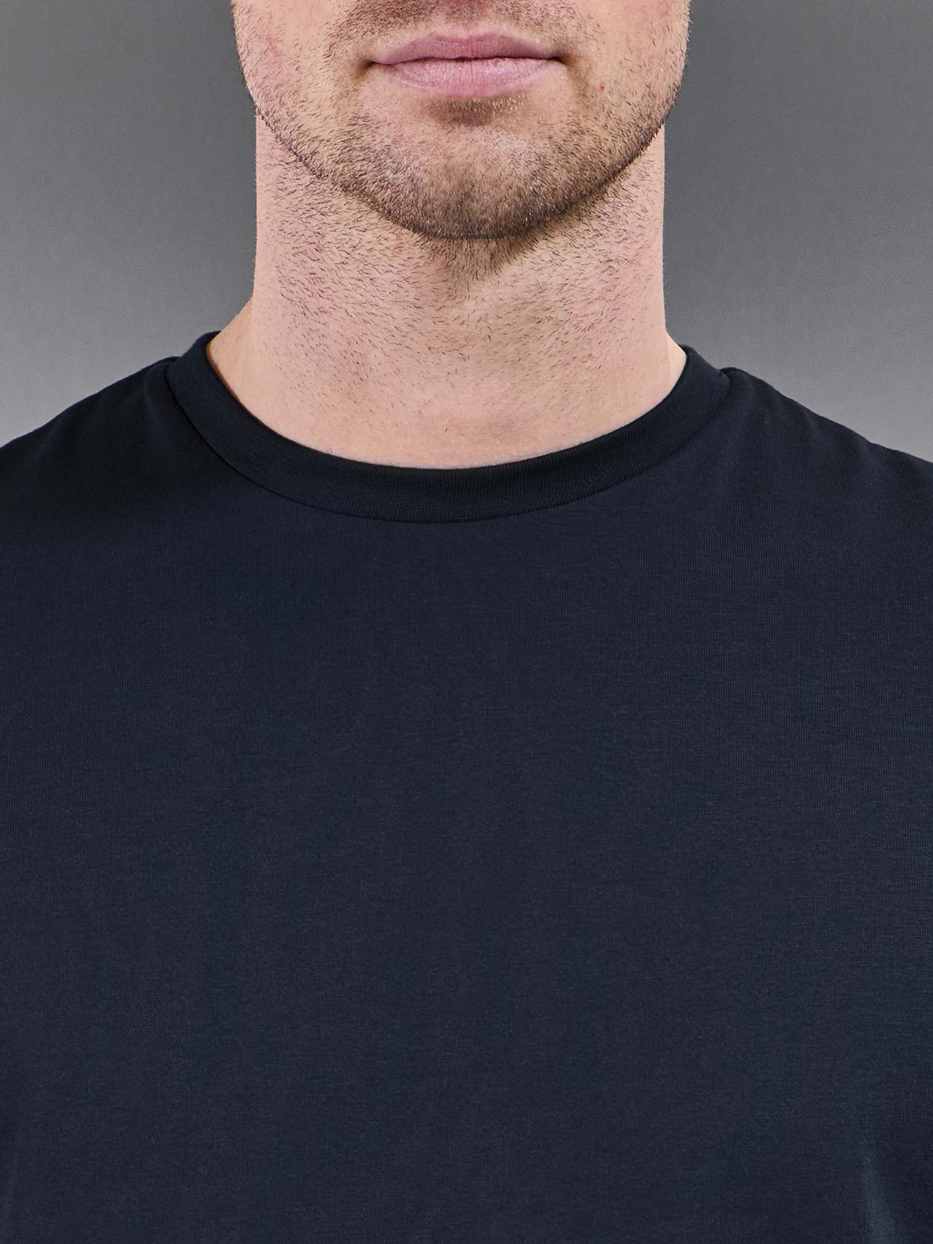 Mens Essential Slim Fit Cotton Stretch T-Shirt in Navy