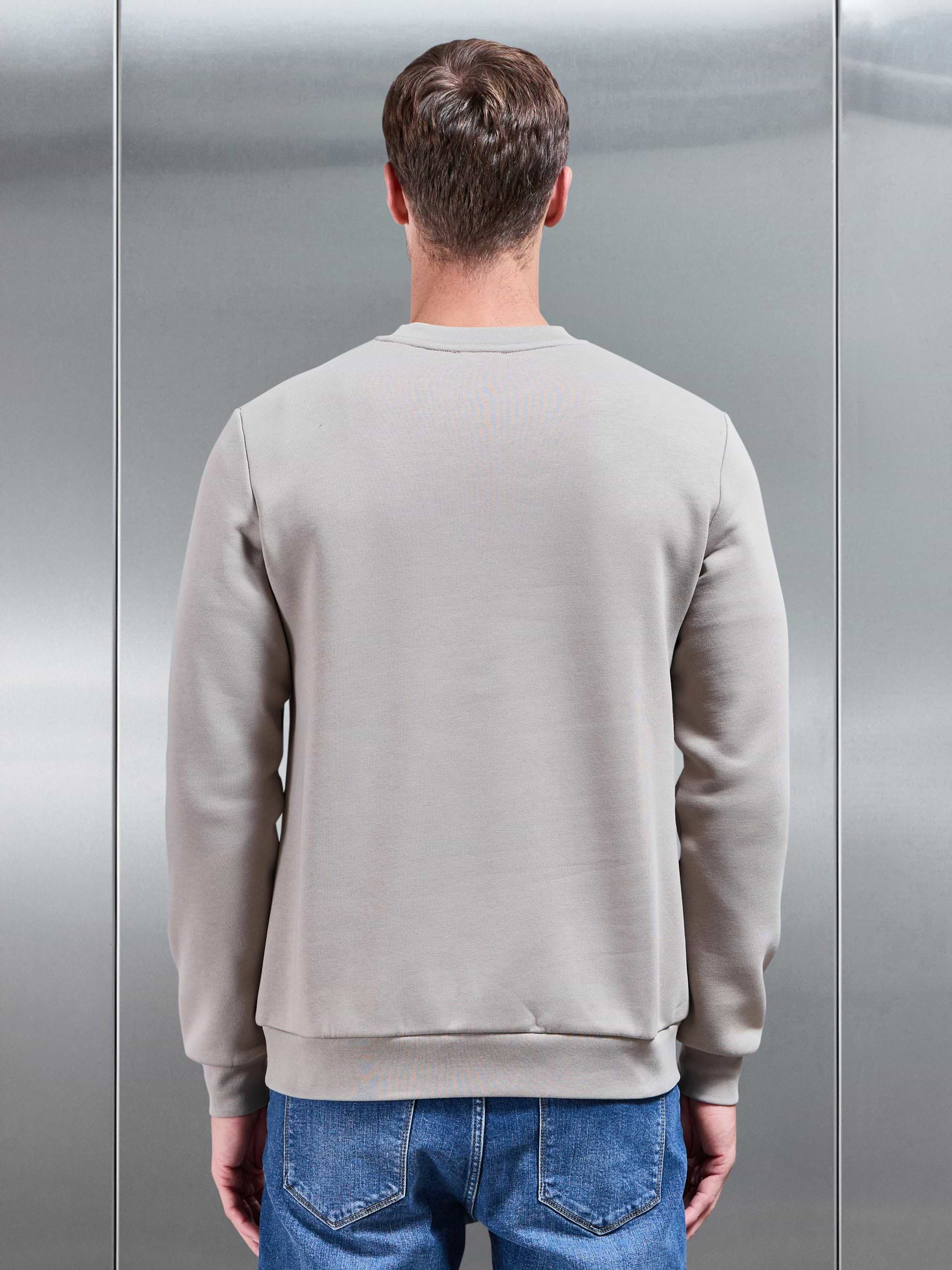 Essential Sweatshirt in Stone