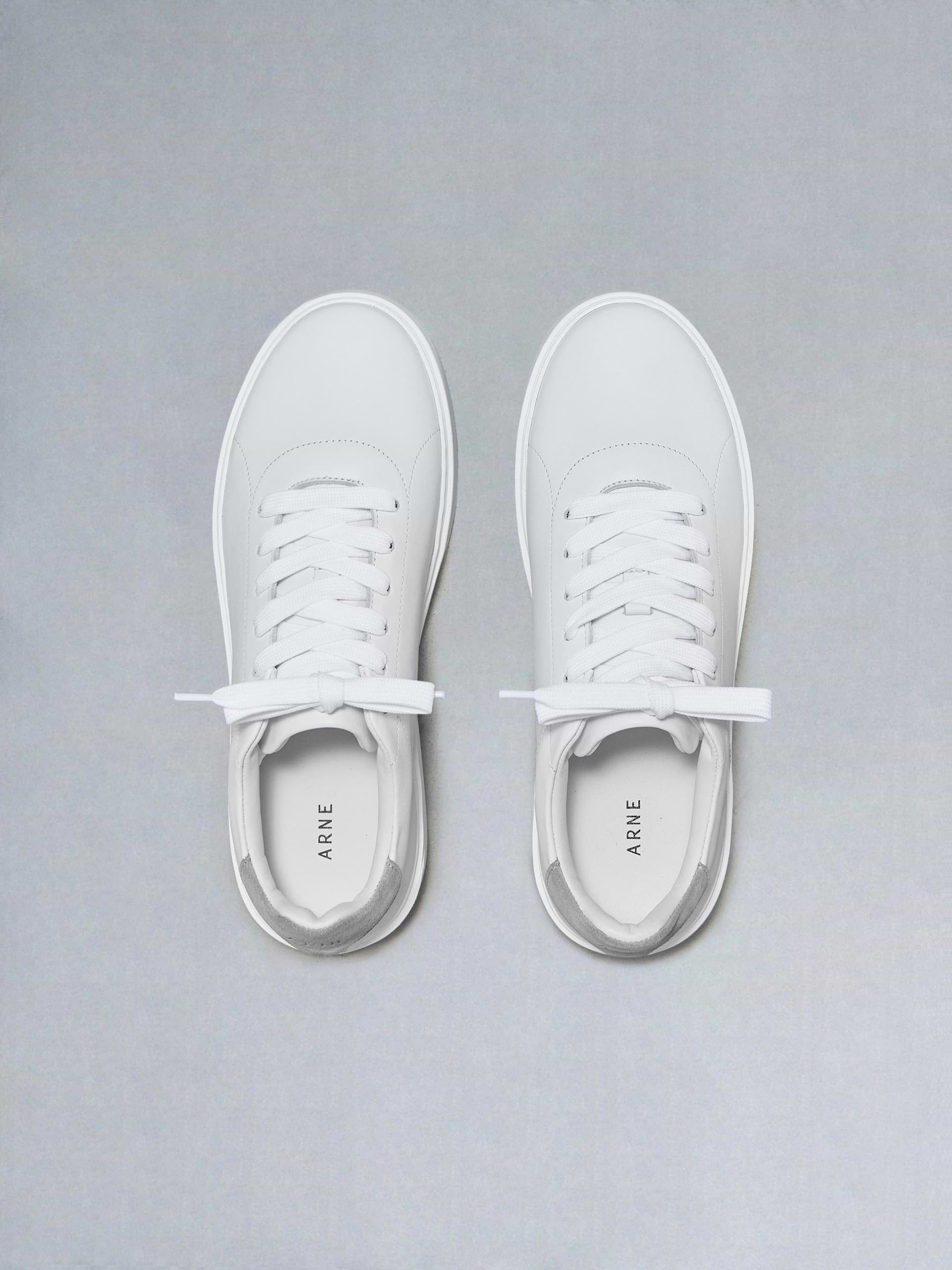 Everyday Leather Trainer in White Grey