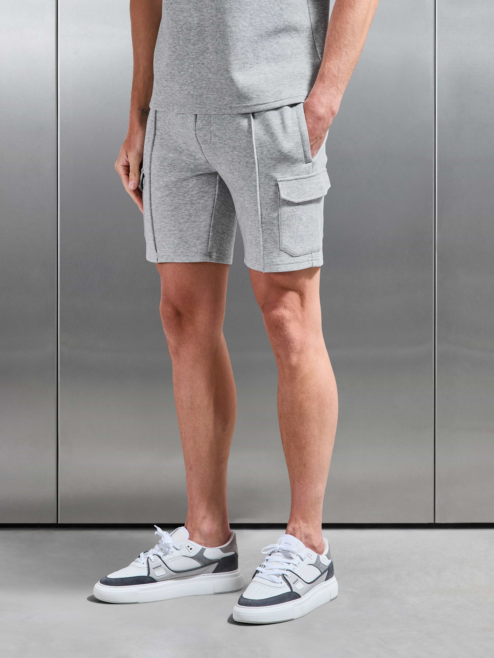 Everyday Luxe Cargo Short in Marl Grey