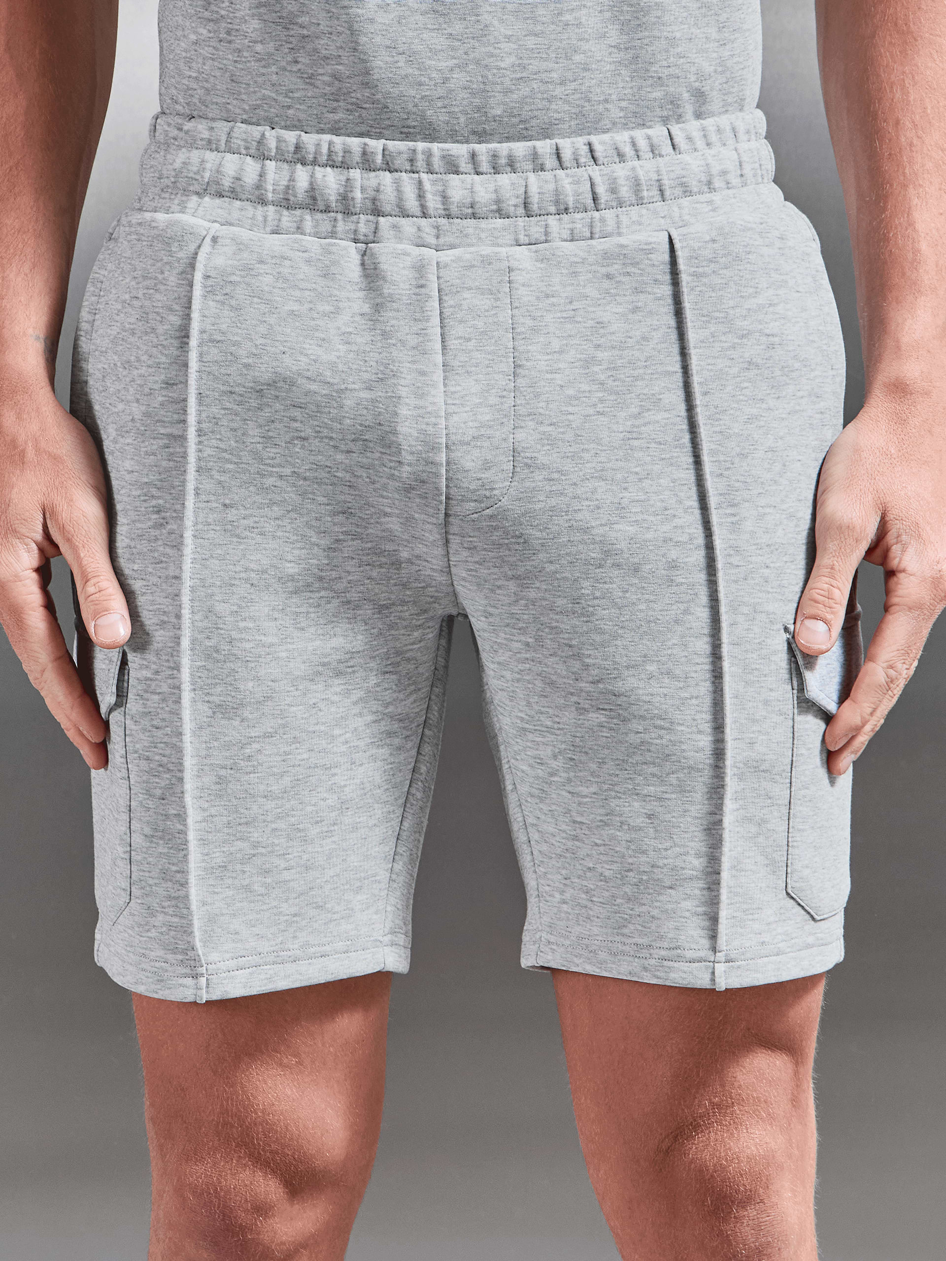 Everyday Luxe Cargo Short in Marl Grey
