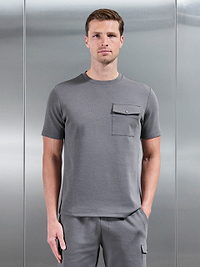 Mens Everyday Luxe Hybrid Cargo T-Shirt in Grey