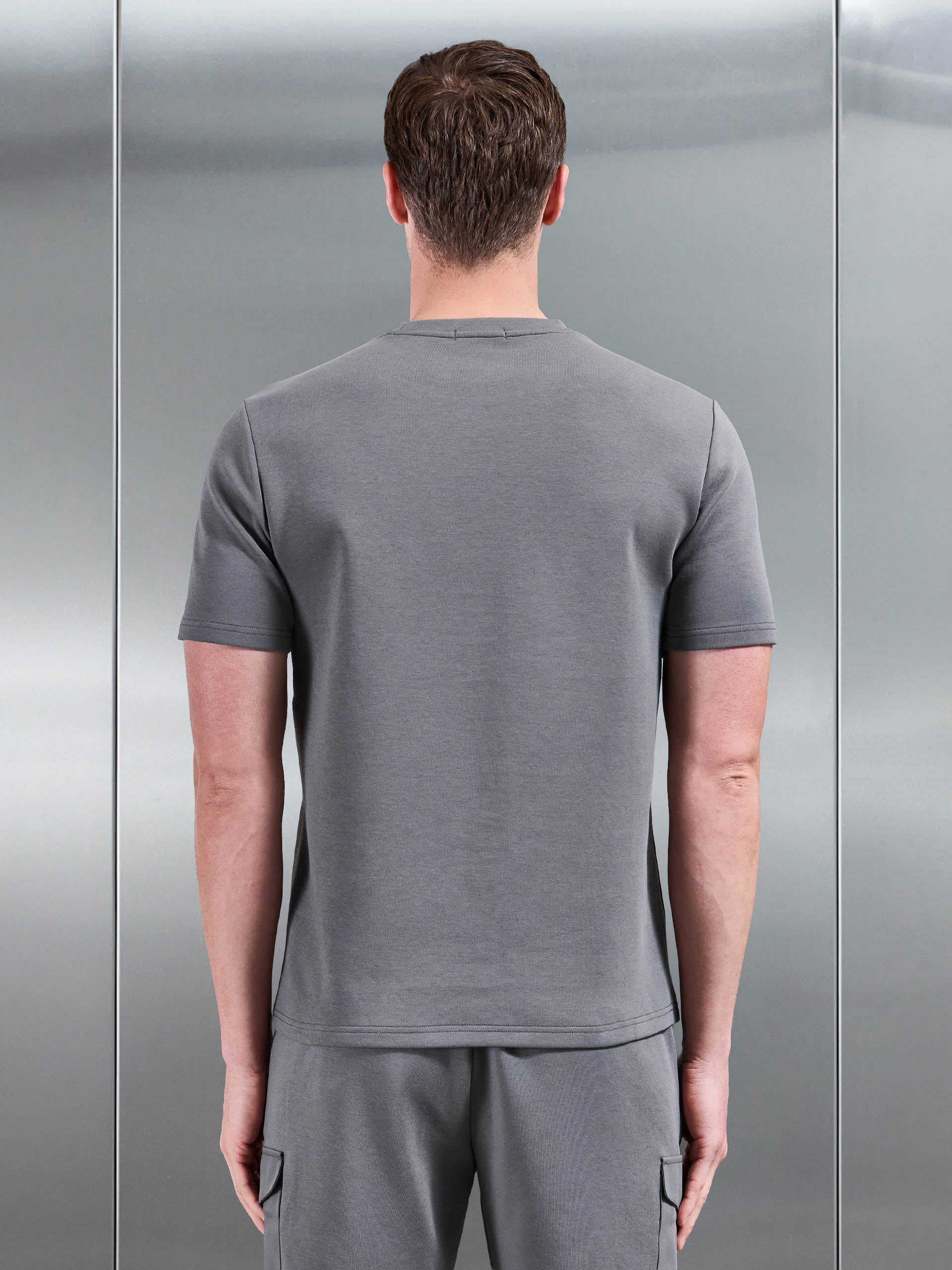 Mens Everyday Luxe Hybrid Cargo T-Shirt in Grey