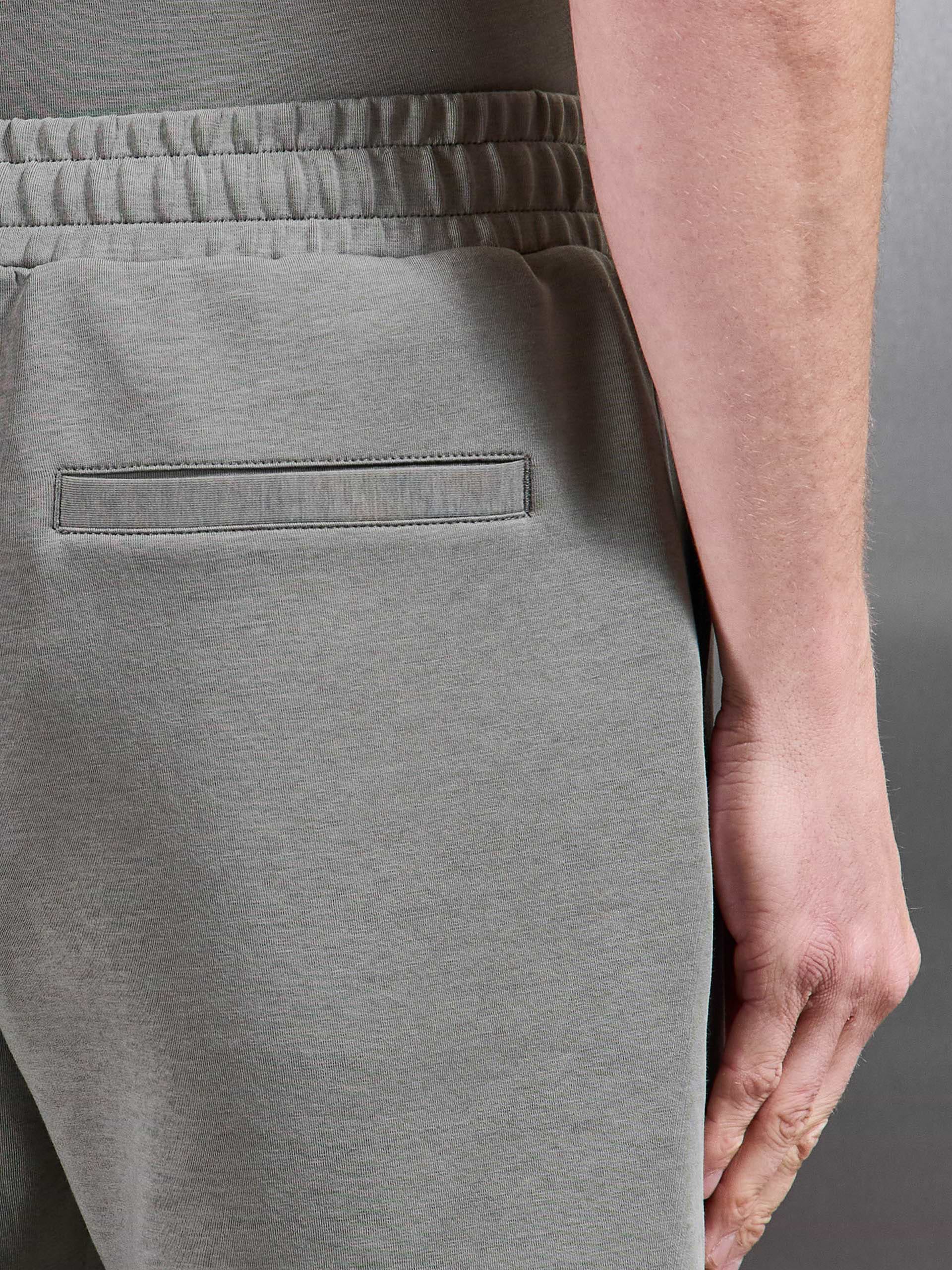 Everyday Luxe Piping Short in Olive