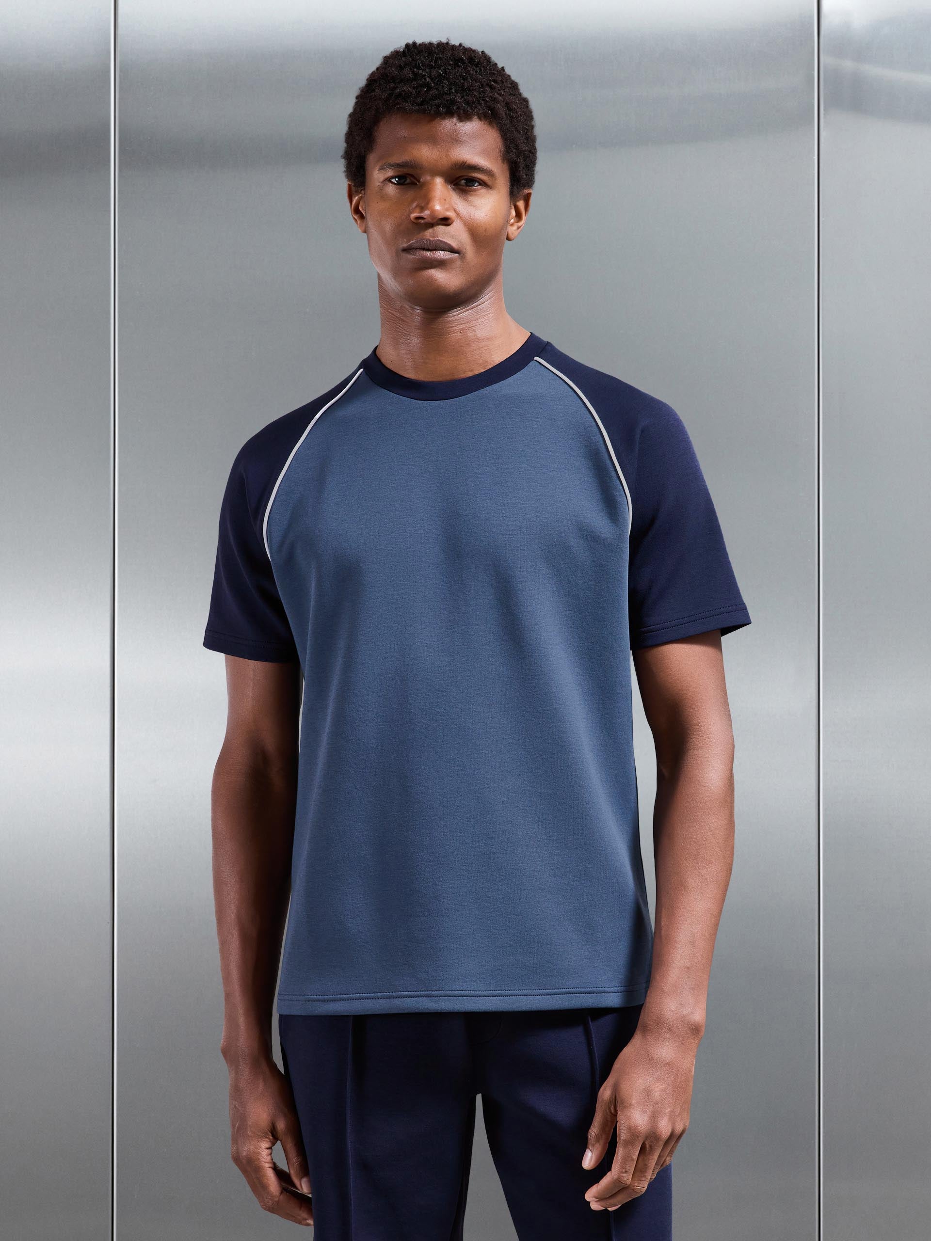 Mens Everyday Luxe Raglan Piping Colour Block T-Shirt in Navy