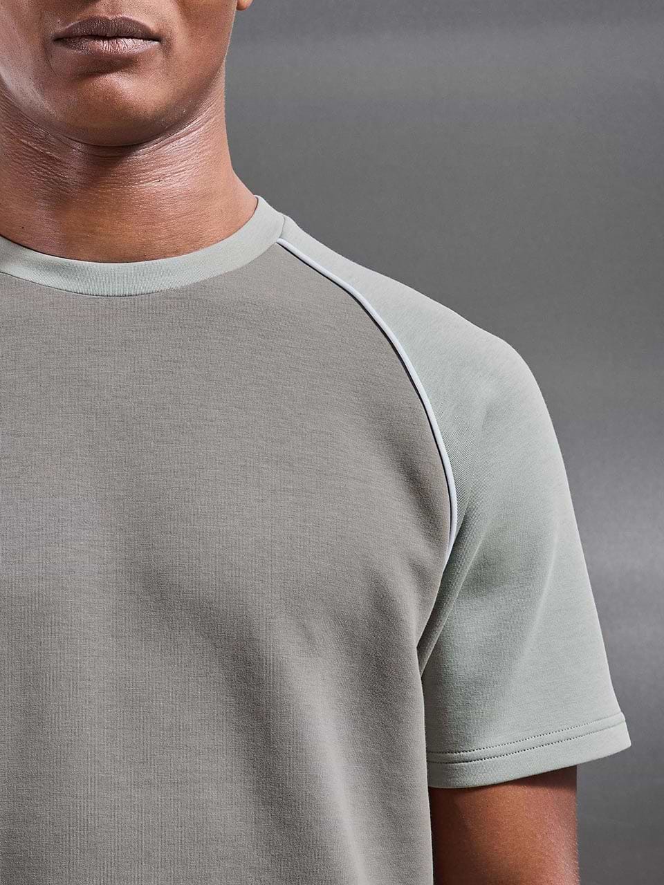 Everyday Luxe Raglan Piping Colour Block T-Shirt in Stone