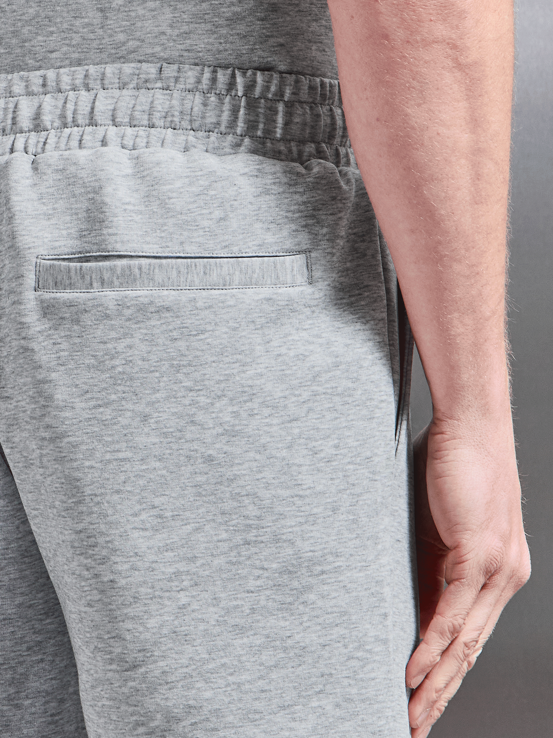Mens Everyday Luxe Relaxed Short in Marl Grey