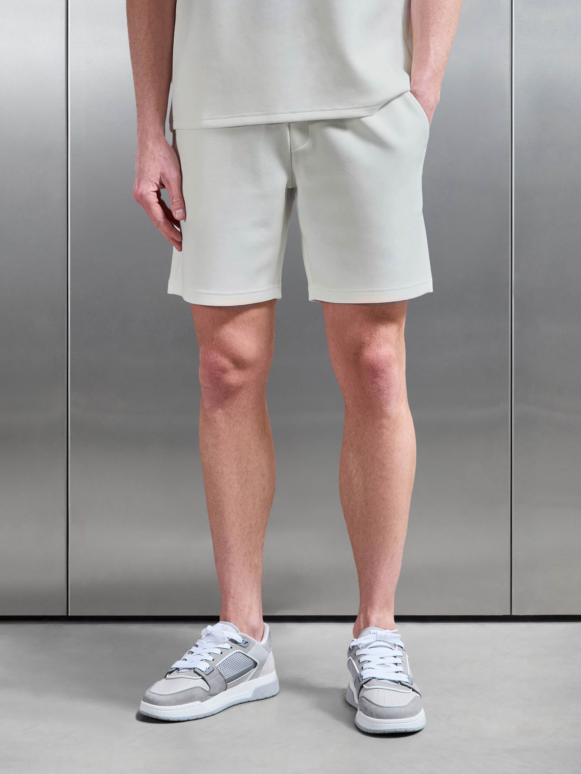 Mens Everyday Luxe Relaxed Short in Off White