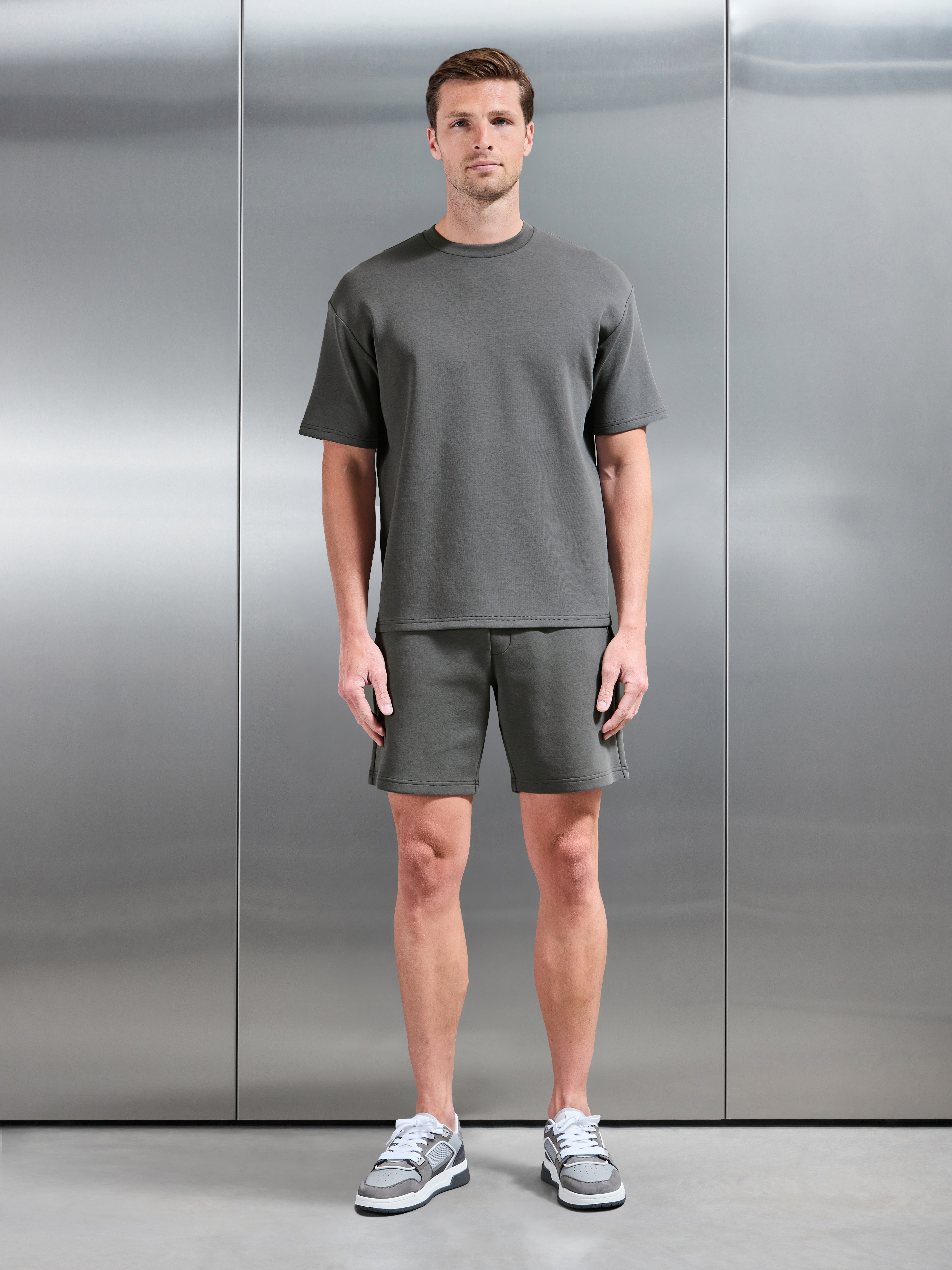 Mens Everyday Luxe Relaxed T-Shirt in Grey