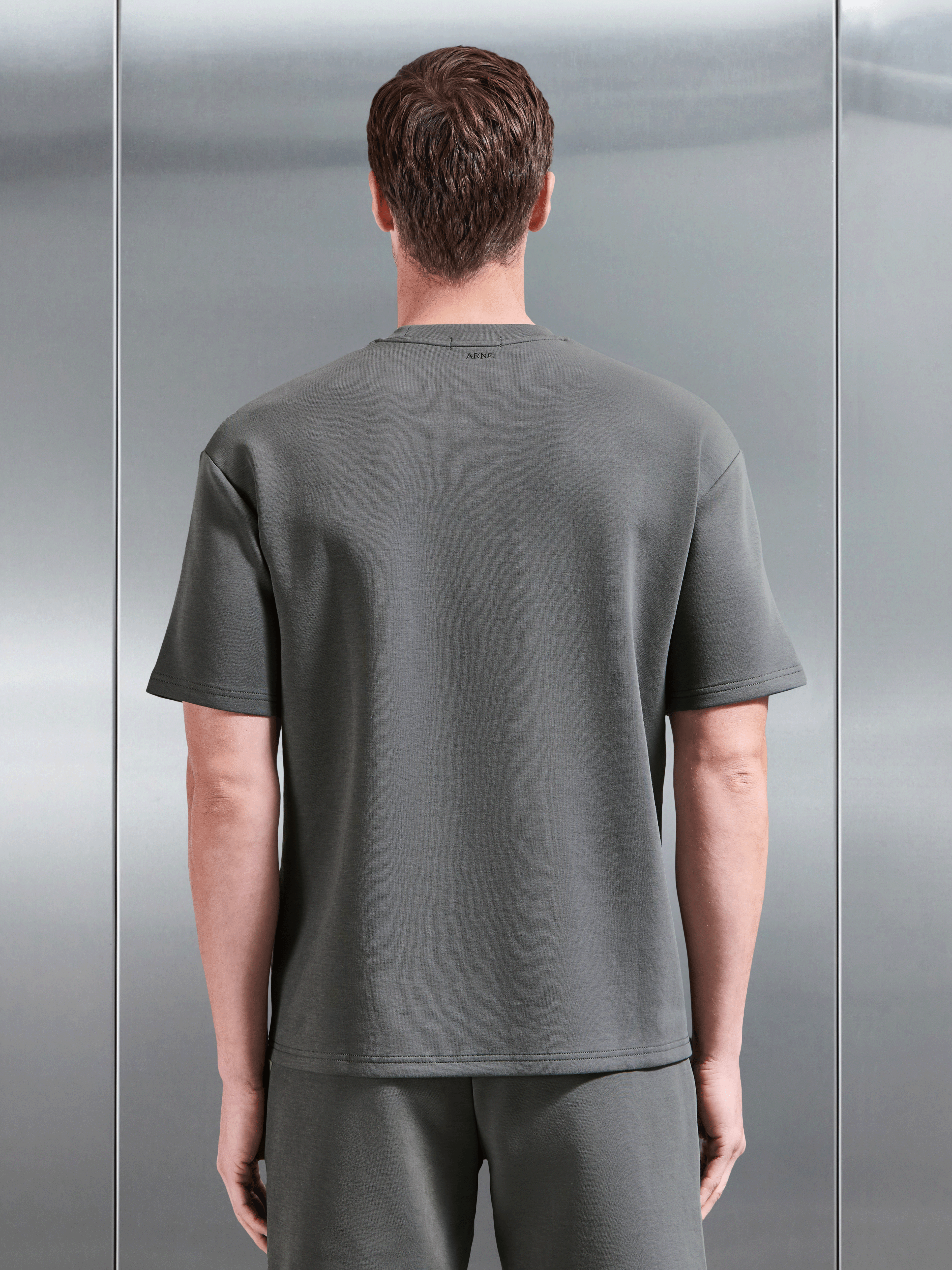 Mens Everyday Luxe Relaxed T-Shirt in Grey