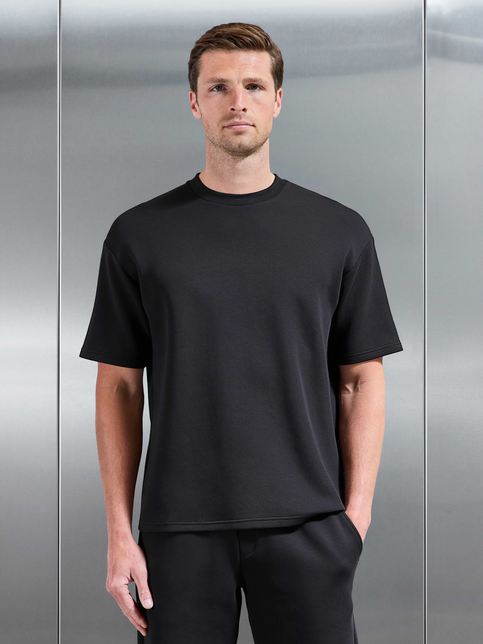 Everyday Luxe Relaxed T-Shirt in Black