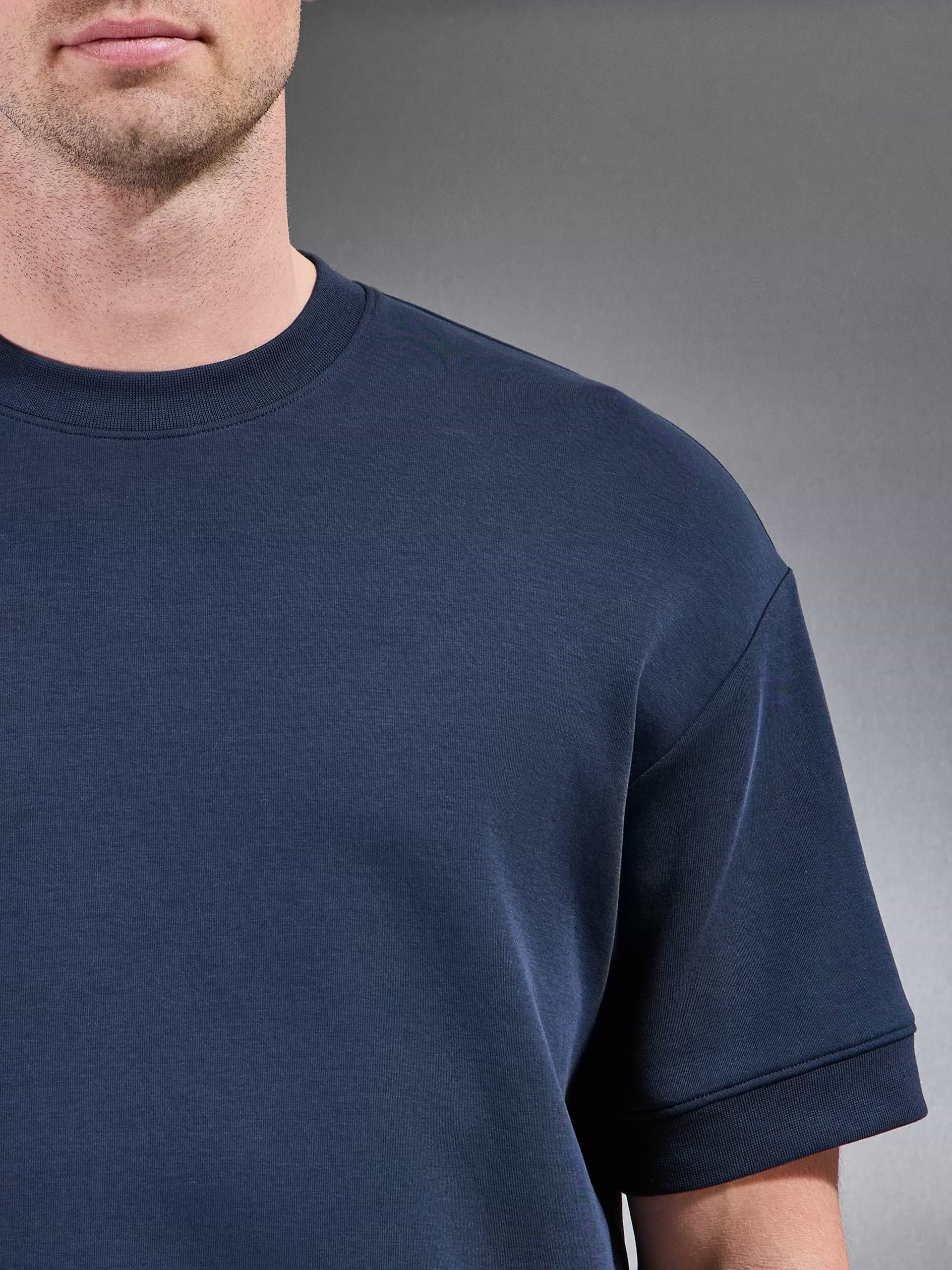 Everyday Luxe Ribbed Relaxed T-Shirt in Navy