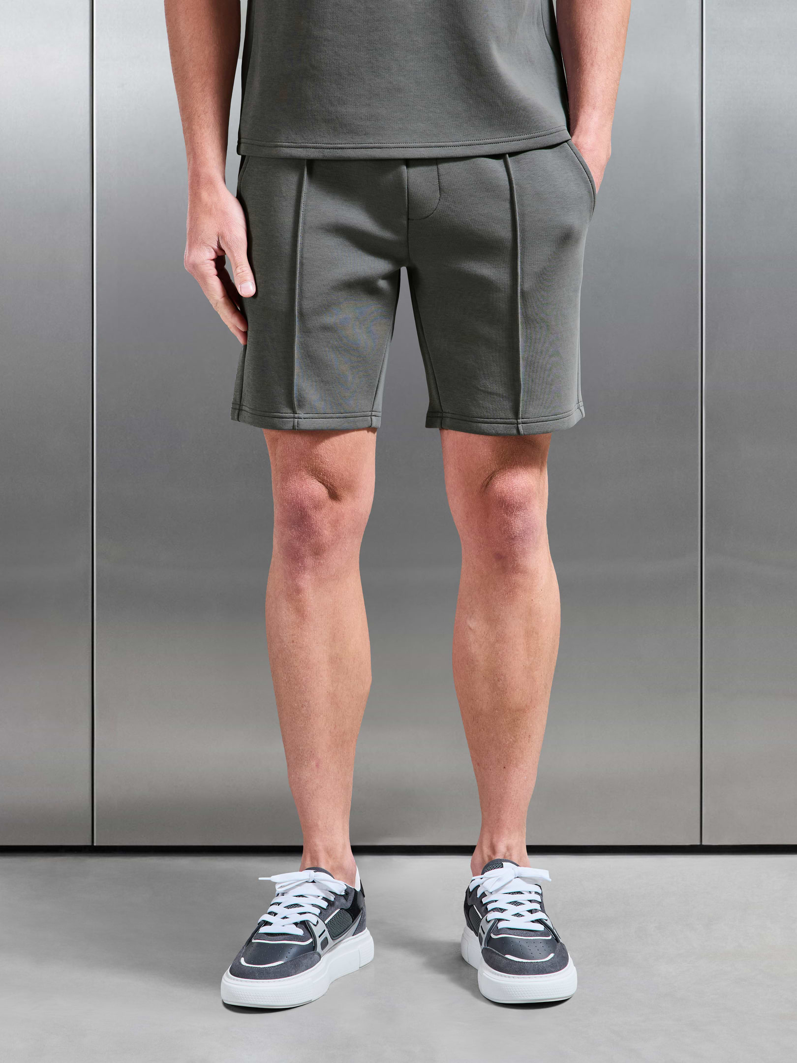 Everyday Luxe Short in Grey