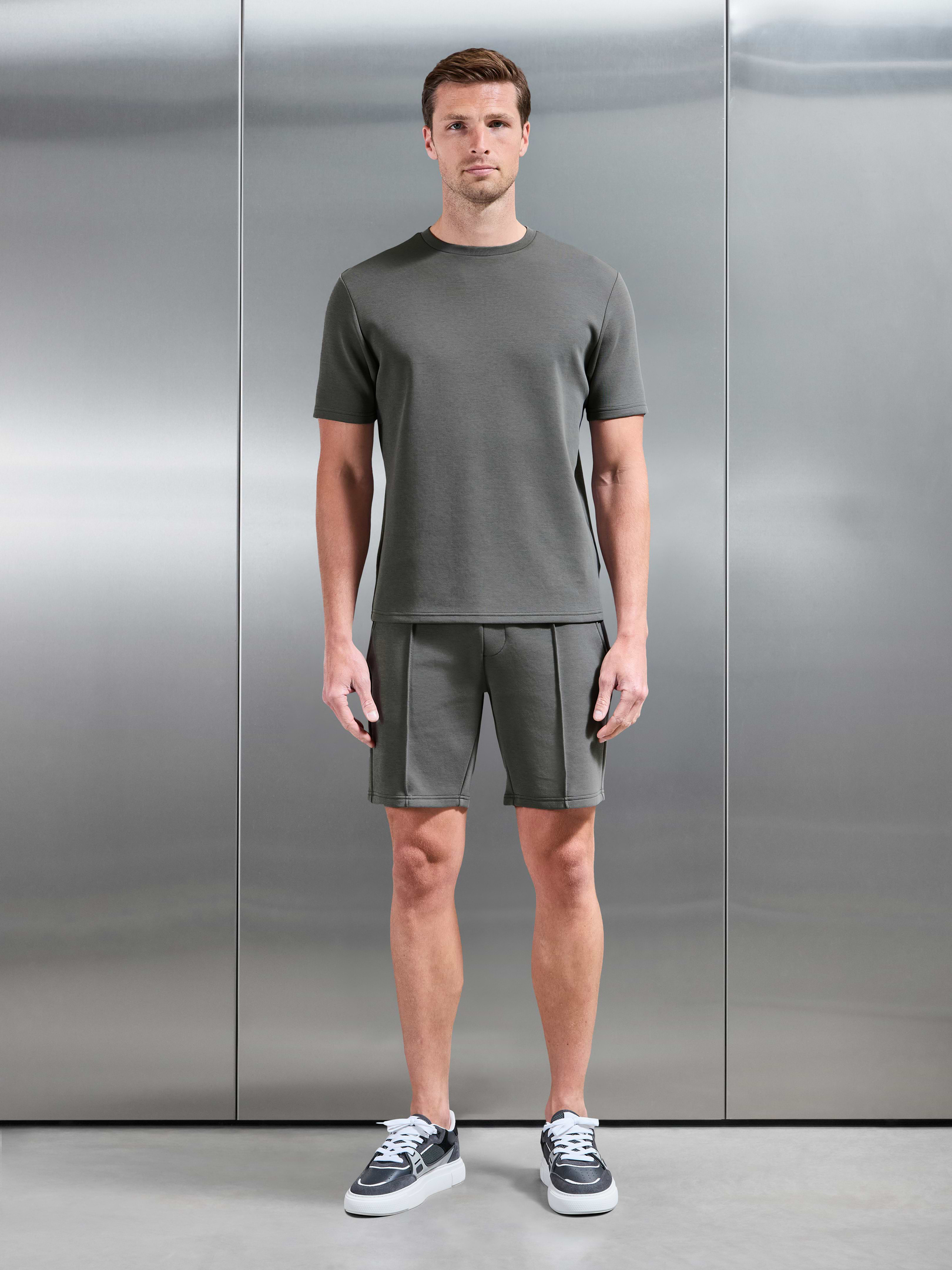 Mens Everyday Luxe Short in Grey