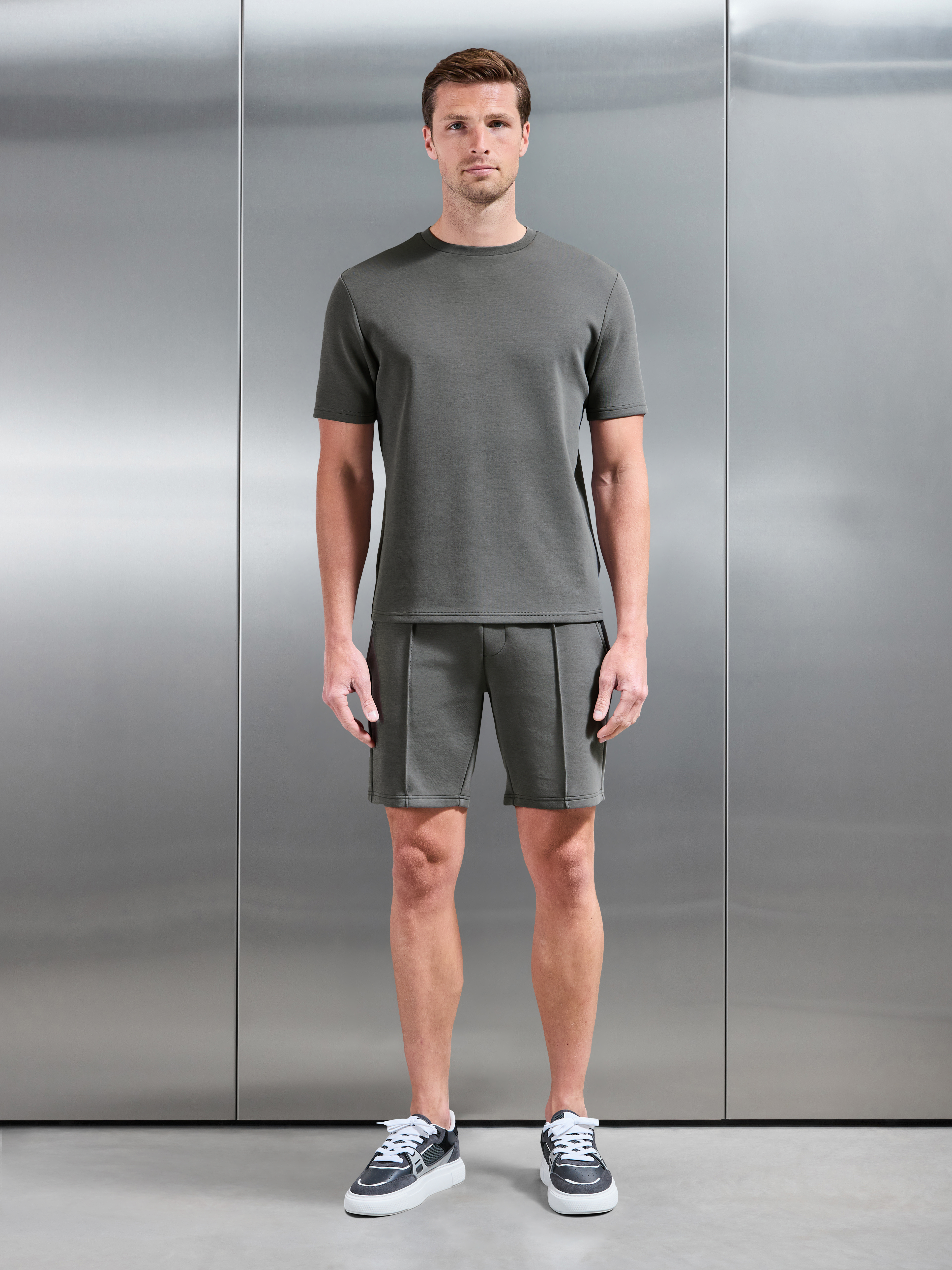 Mens Everyday Luxe Short in Grey