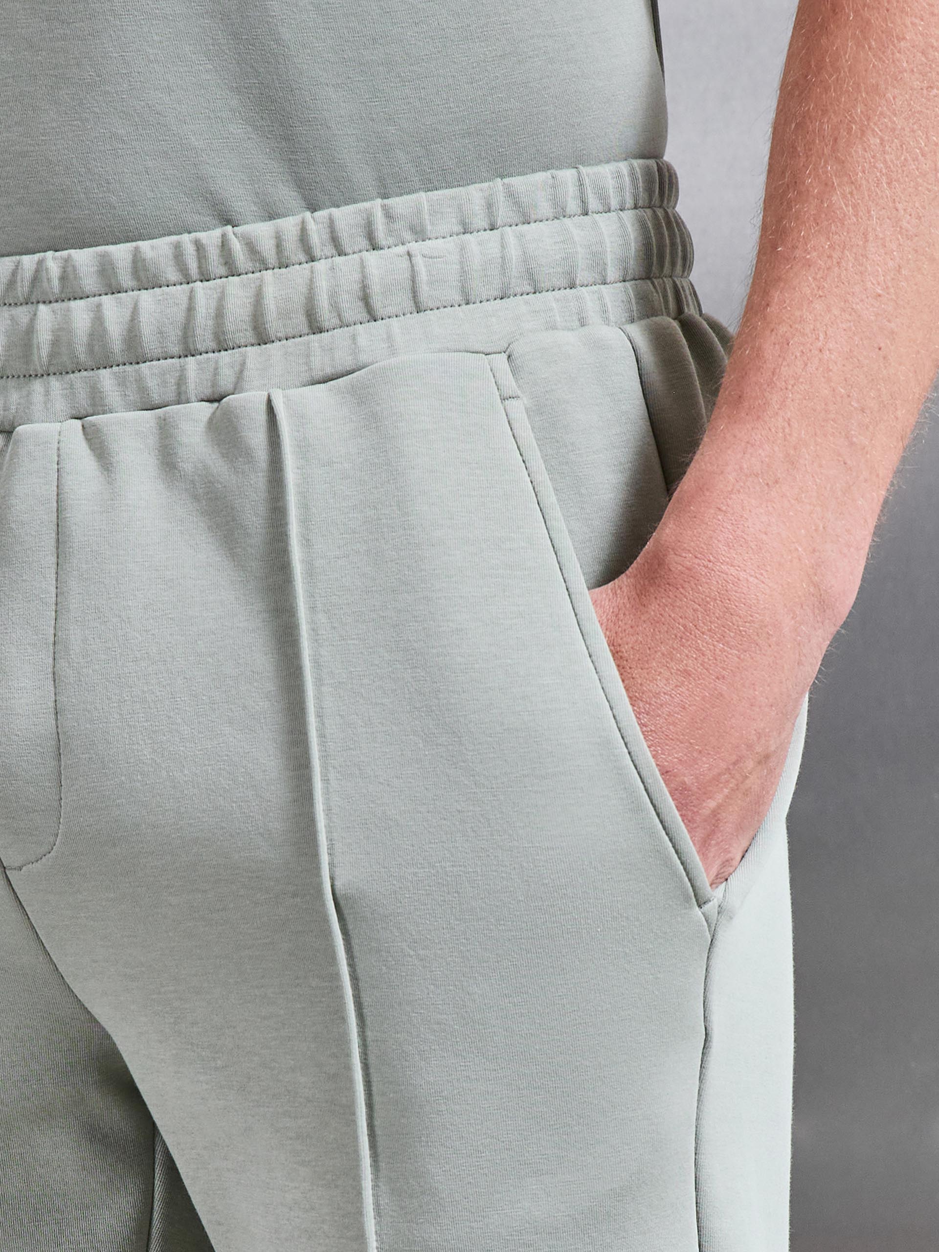 Mens Everyday Luxe Short in Light Sage
