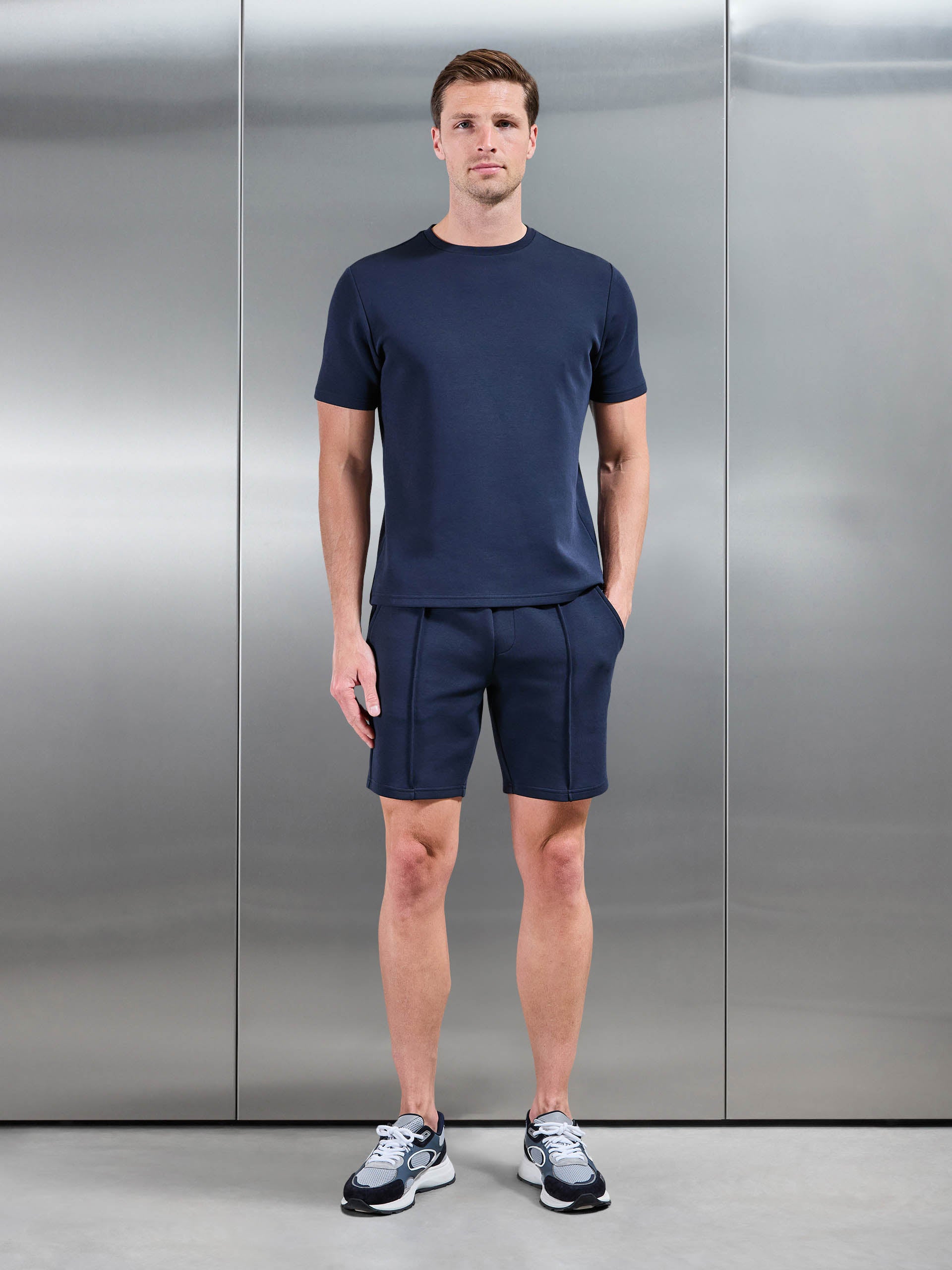 Mens Everyday Luxe Short in Navy