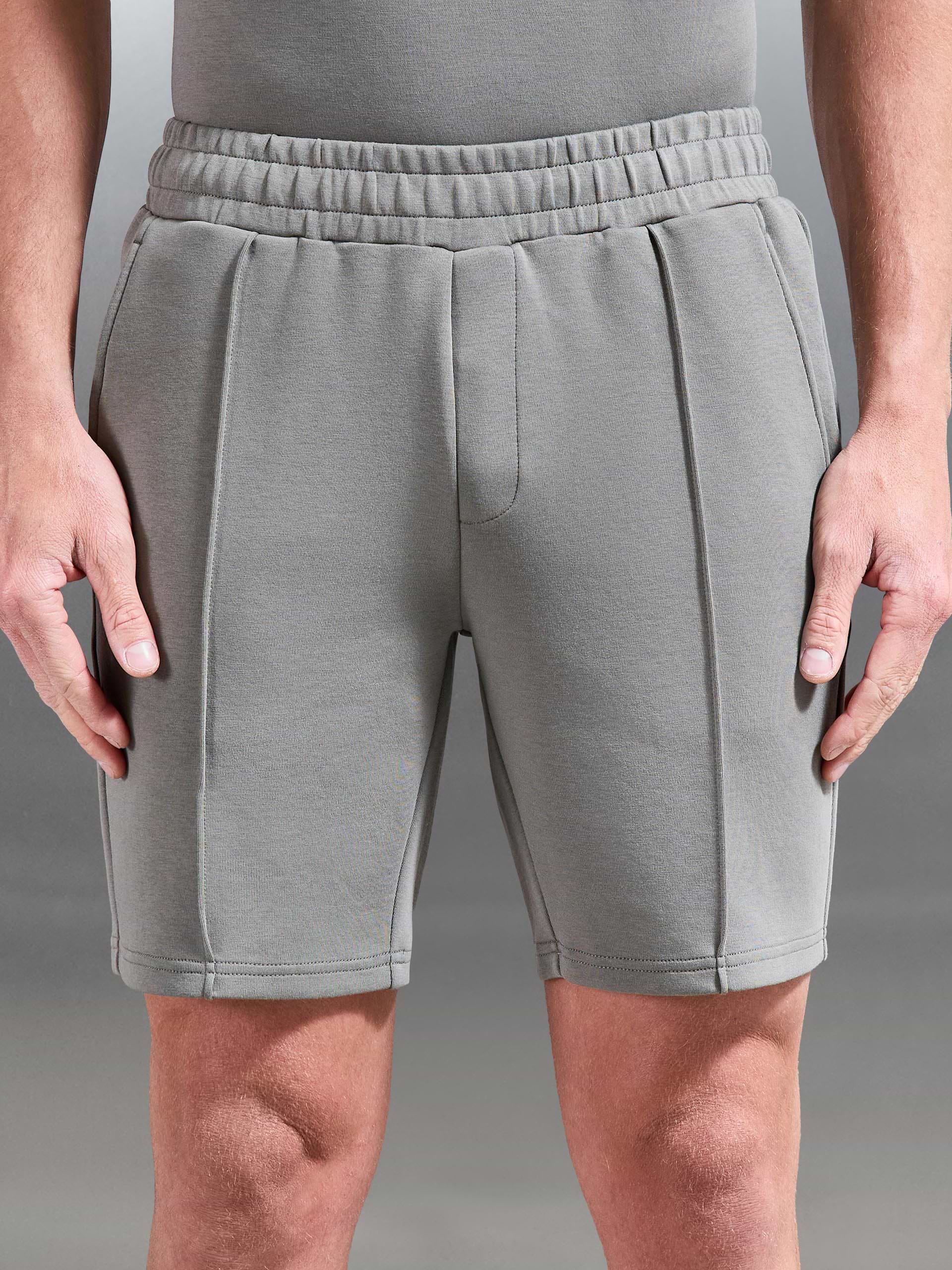 Everyday Luxe Short in Olive