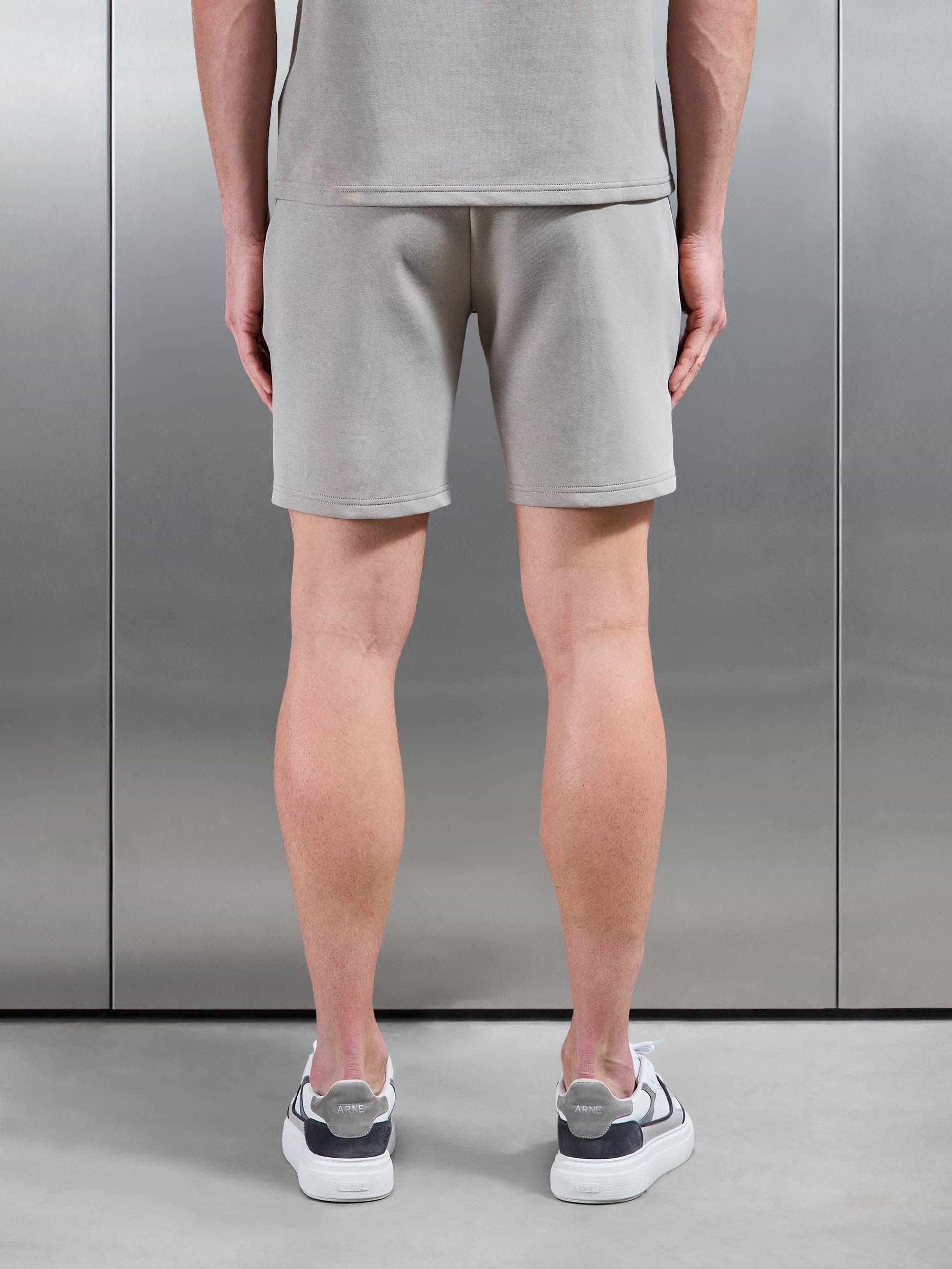 Everyday Luxe Short in Stone