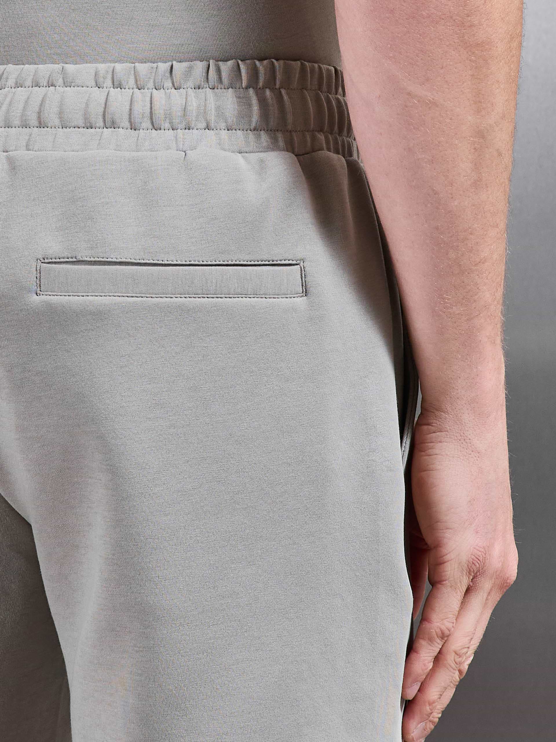 Everyday Luxe Short in Stone