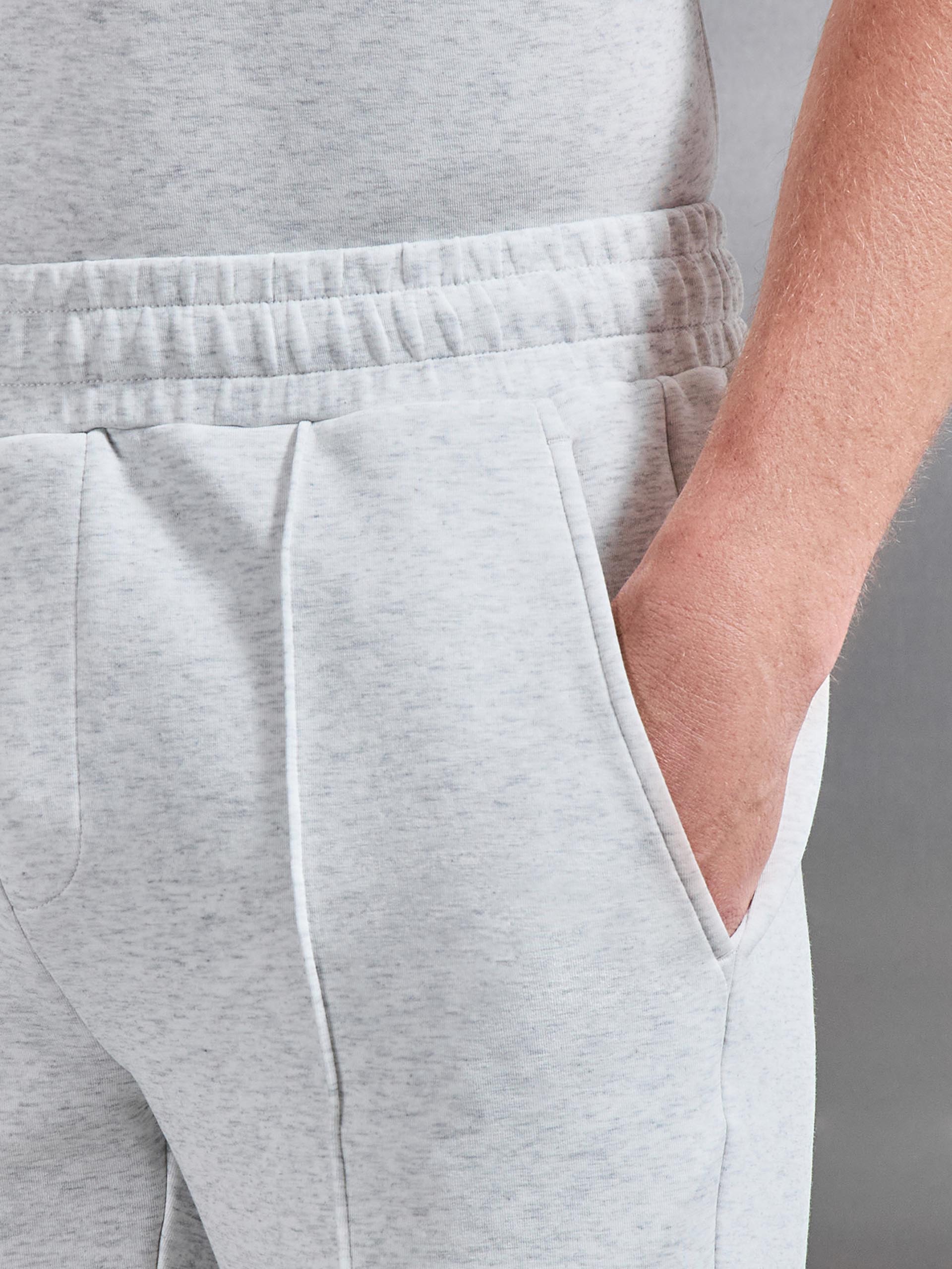 Mens Everyday Luxe Short in White Marl