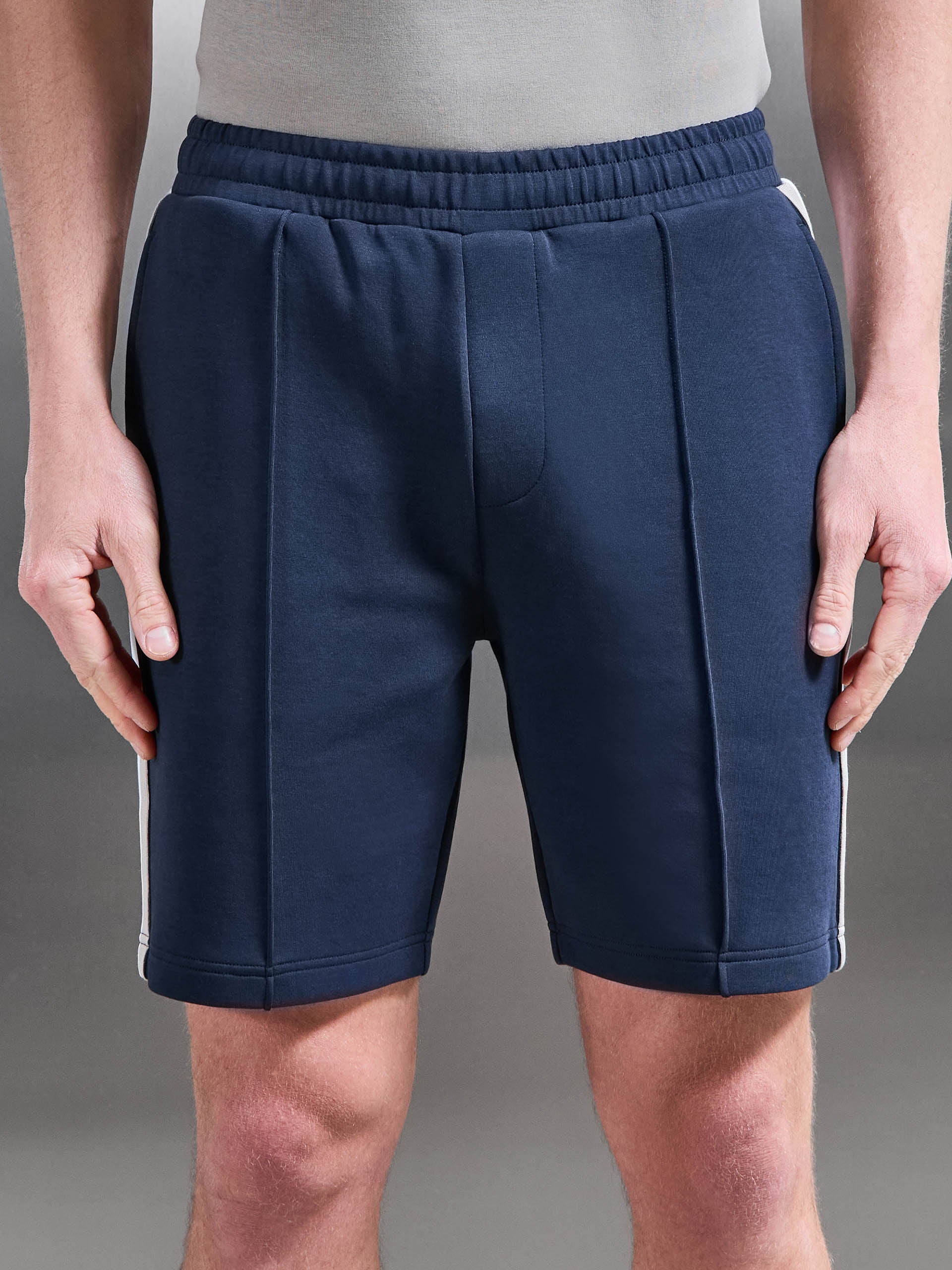 Mens Everyday Luxe Side Stripe Short in Navy