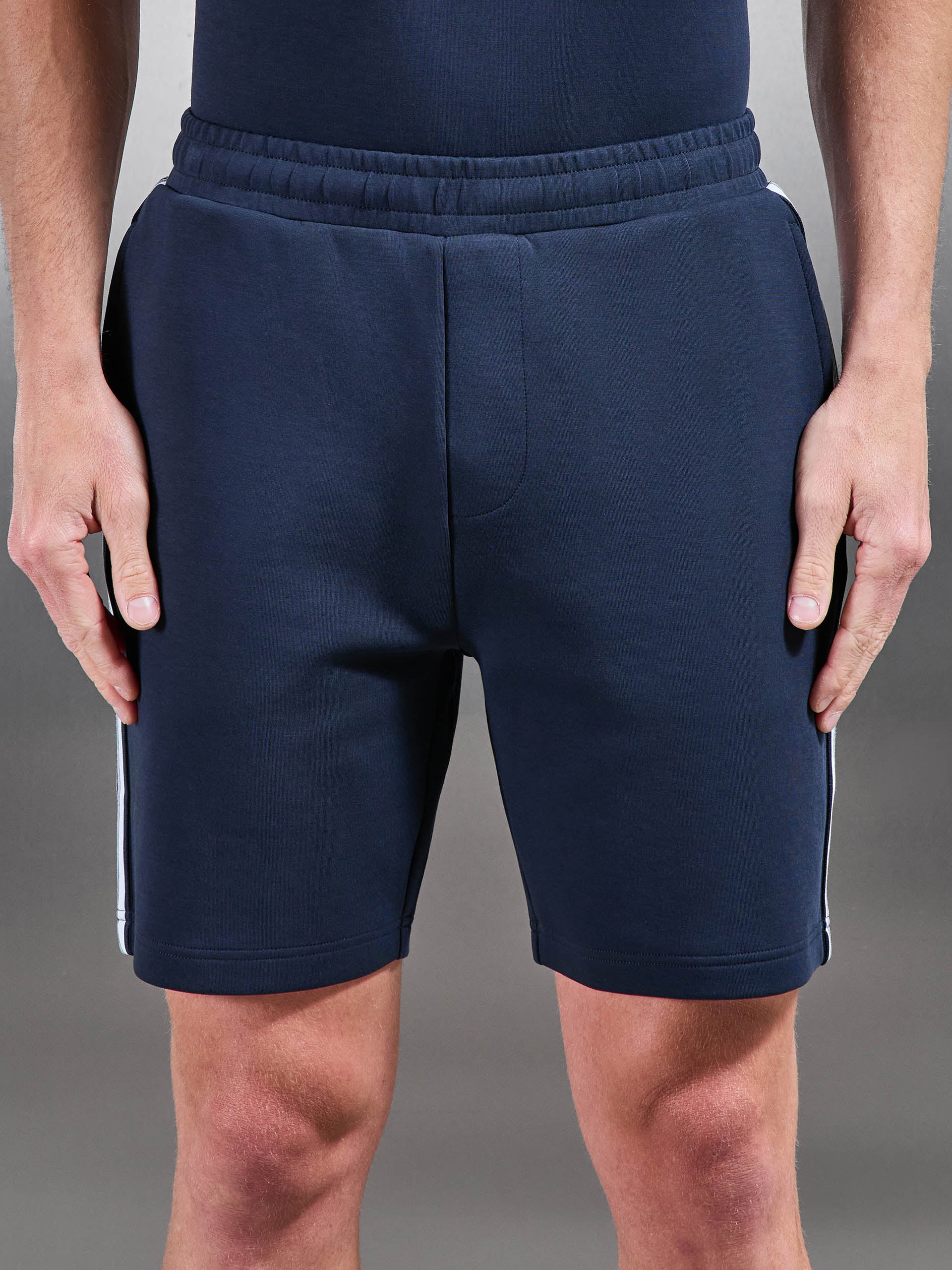 Mens Everyday Luxe Stripe Short in Navy