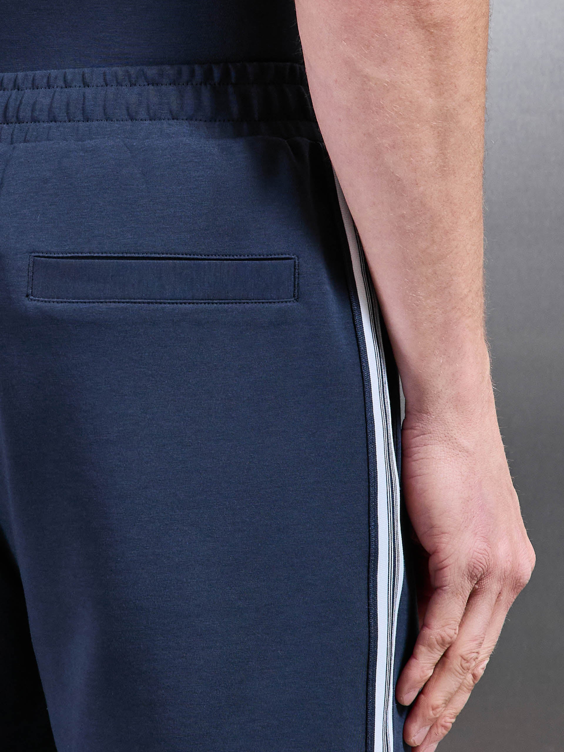 Mens Everyday Luxe Stripe Short in Navy