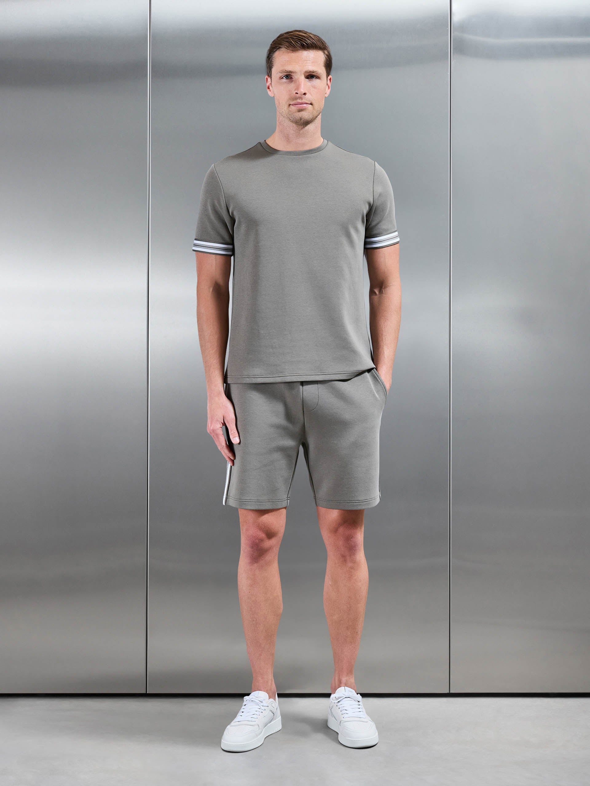 Mens Everyday Luxe Stripe Short in Olive