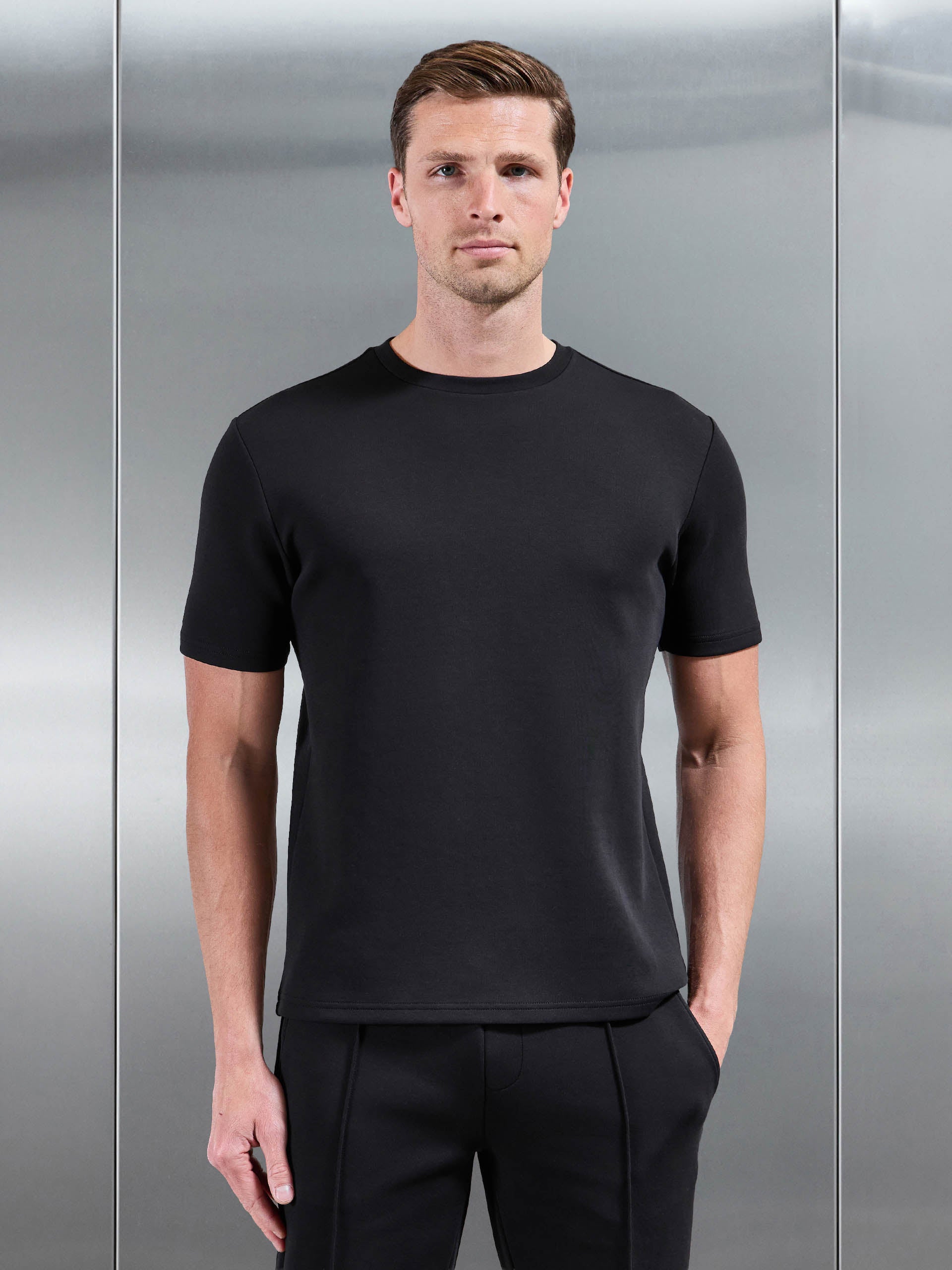 Mens Everyday Luxe T-Shirt in Black
