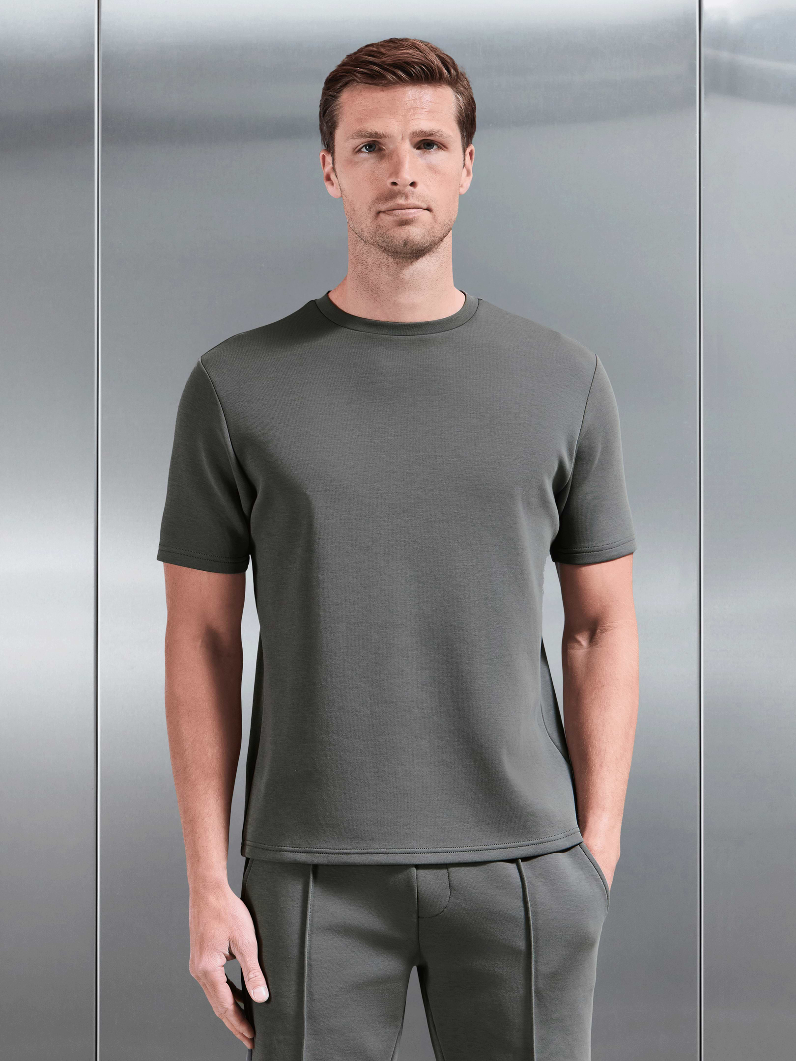 Everyday Luxe T-Shirt in Grey