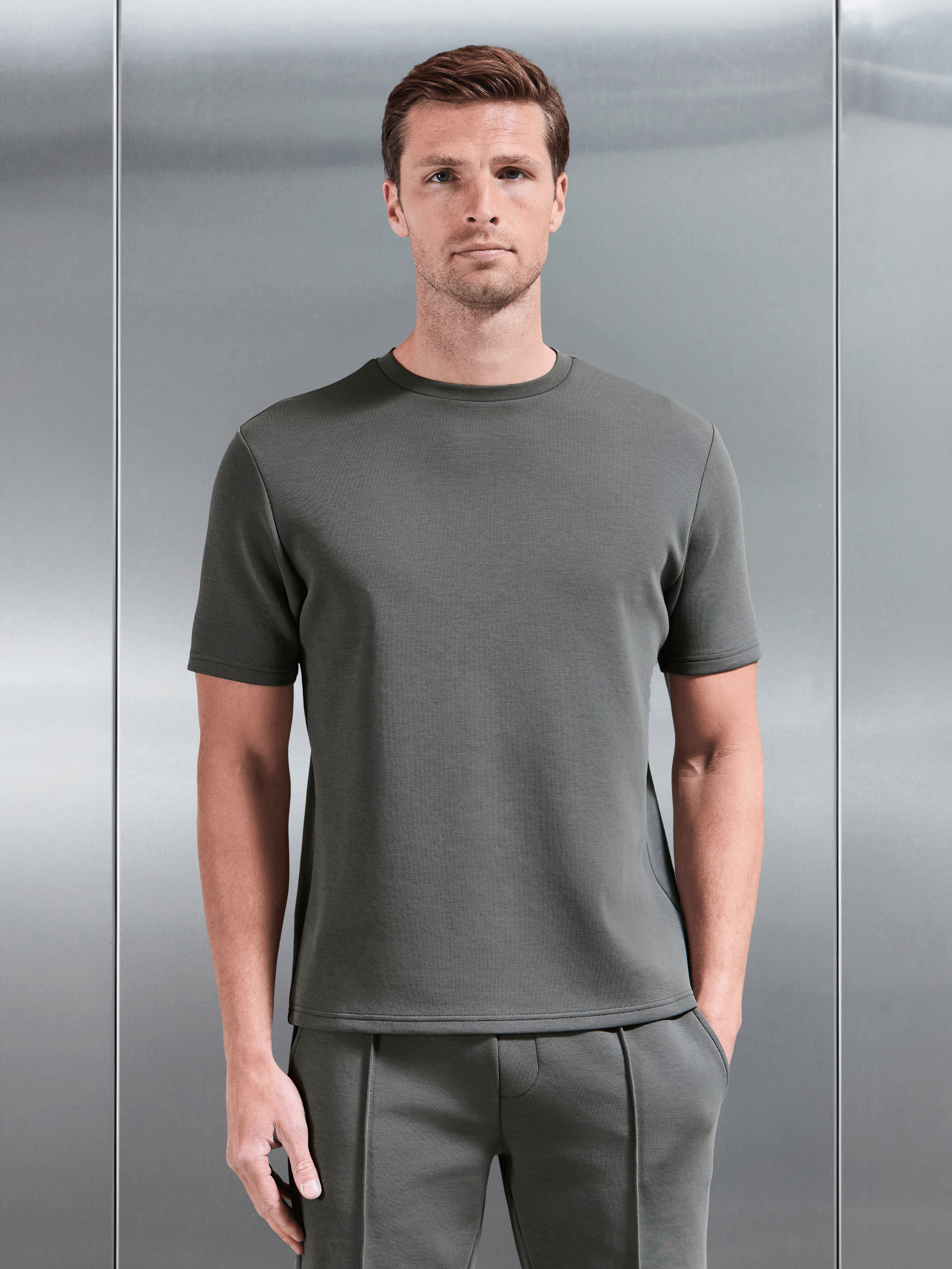 Mens Everyday Luxe T-Shirt in Grey
