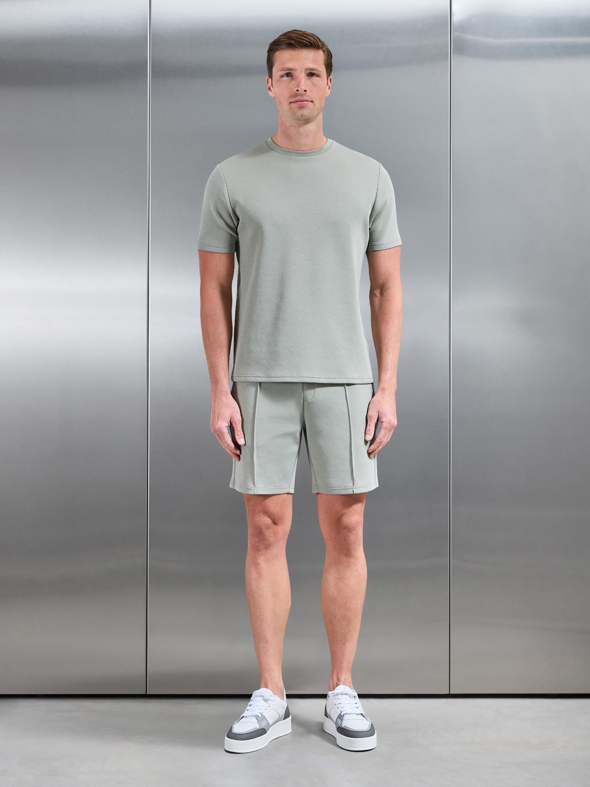 Mens Everyday Luxe T-Shirt in Light Sage