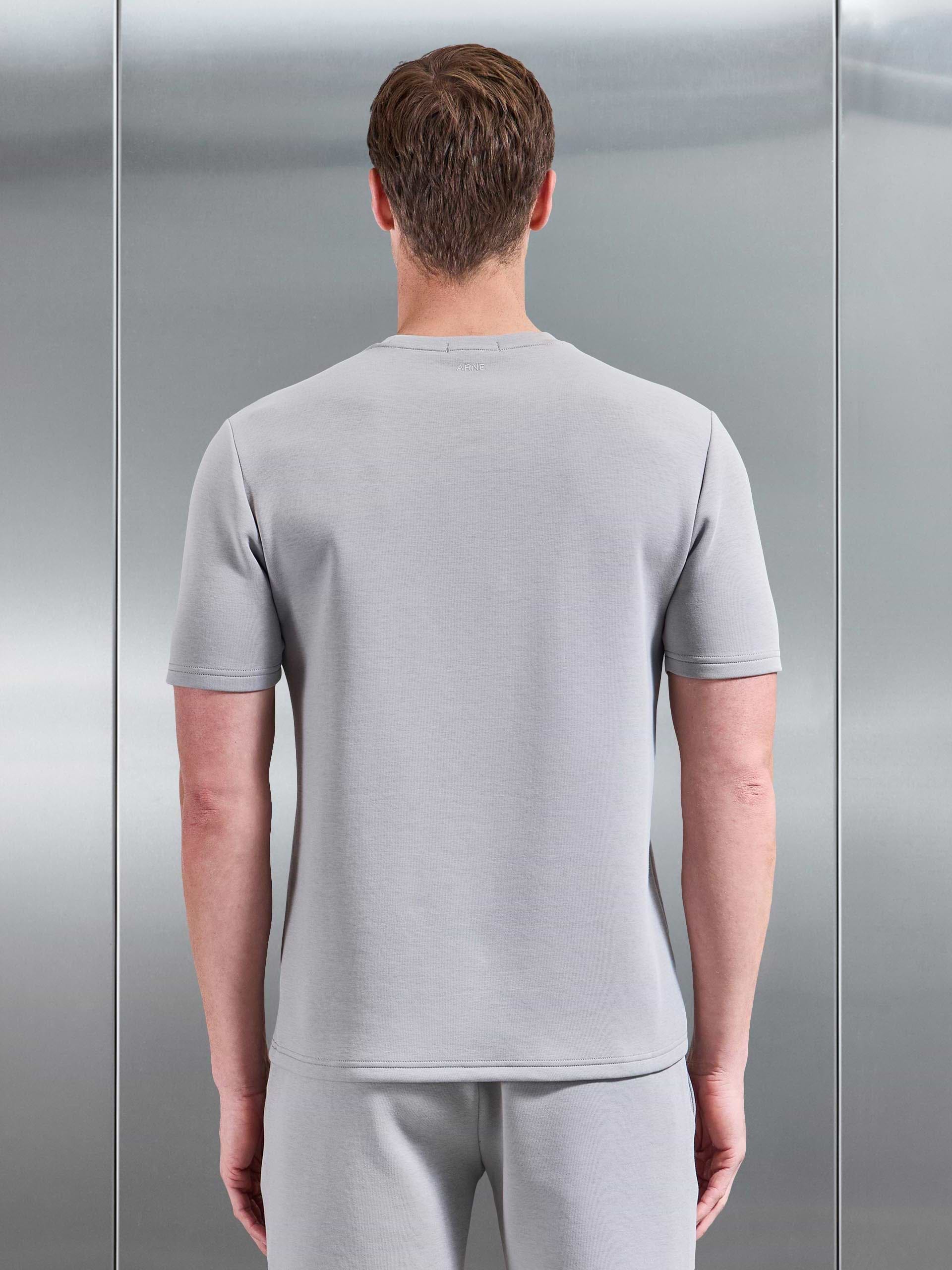 Everyday Luxe T-Shirt in Mid Grey