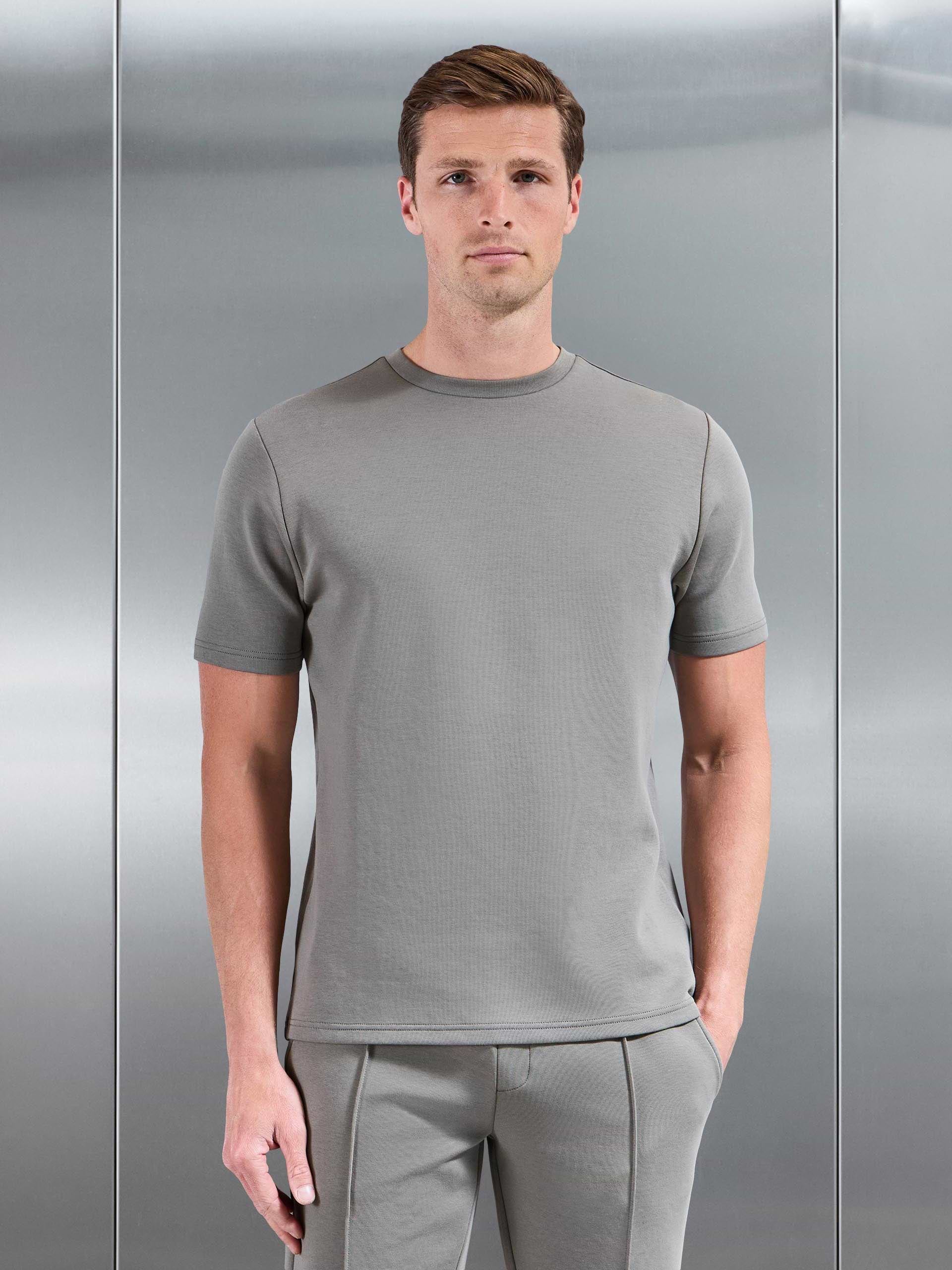 Everyday Luxe T-Shirt in Olive