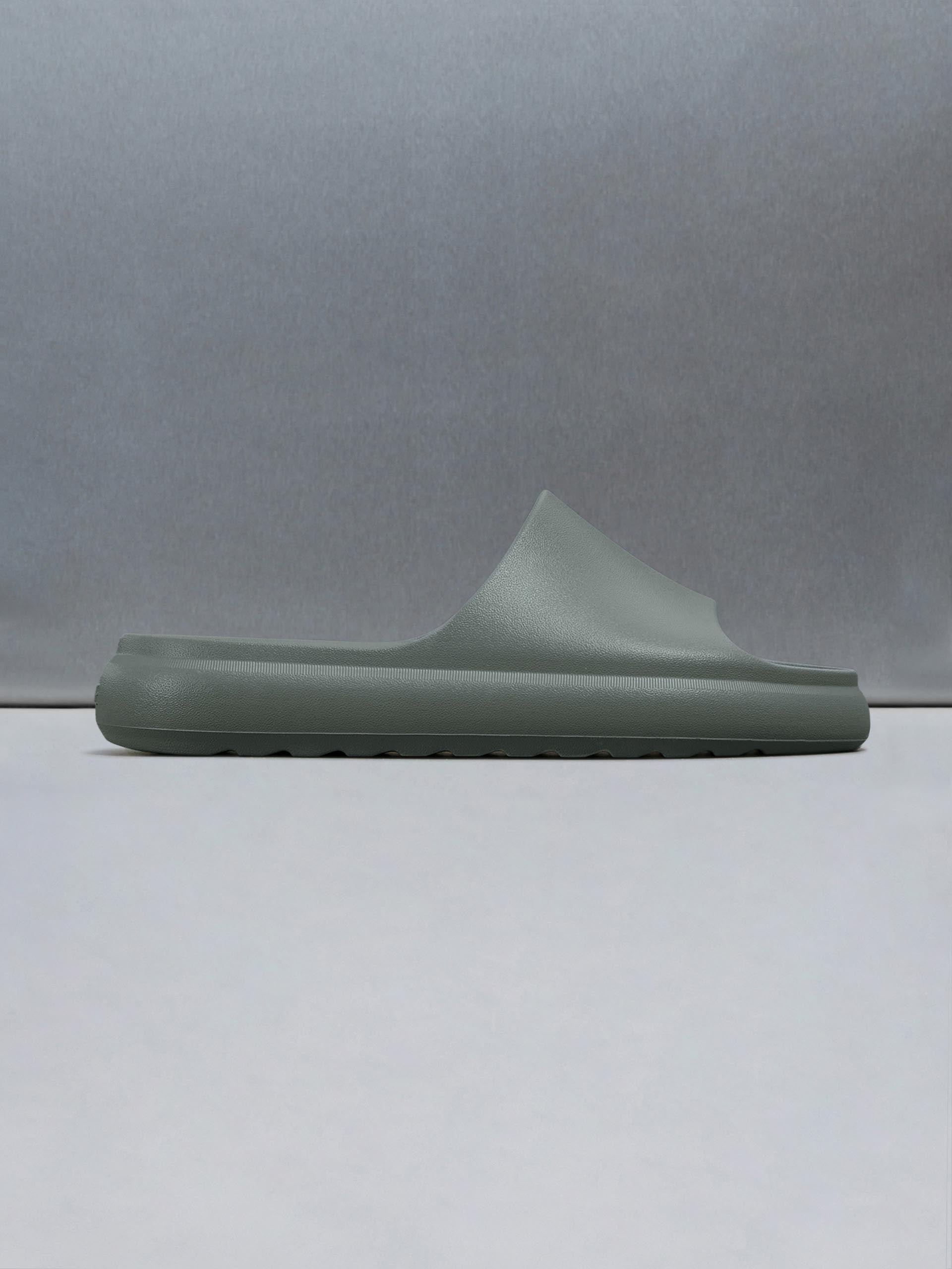 Mens Everyday Slider in Olive