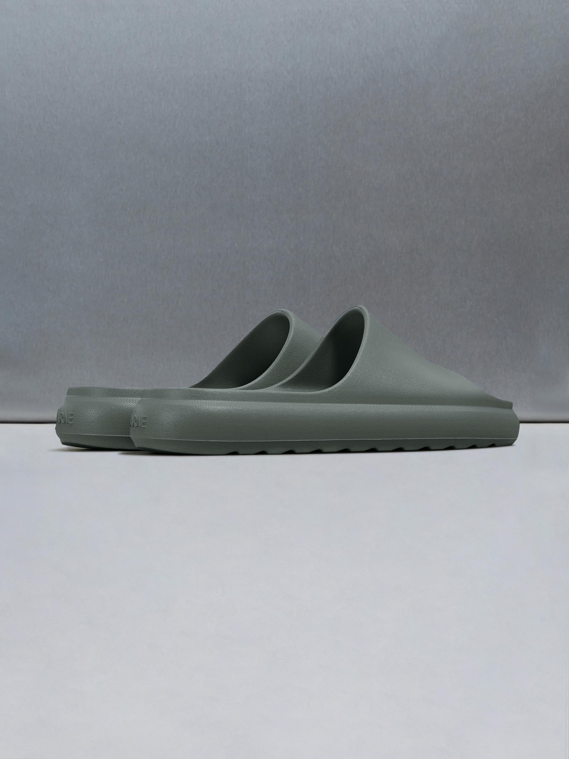 Mens Everyday Slider in Olive