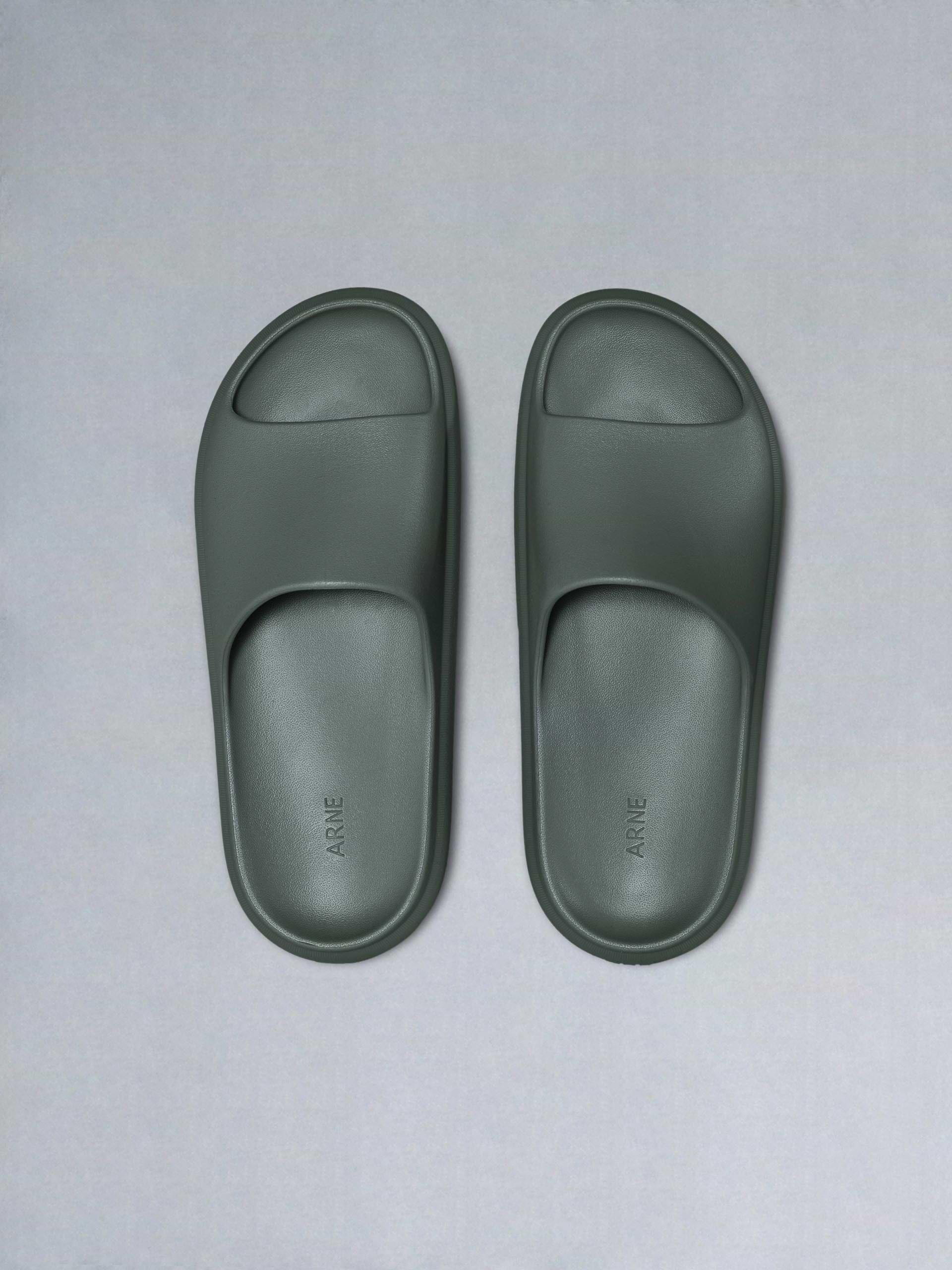 Everyday Slider in Olive